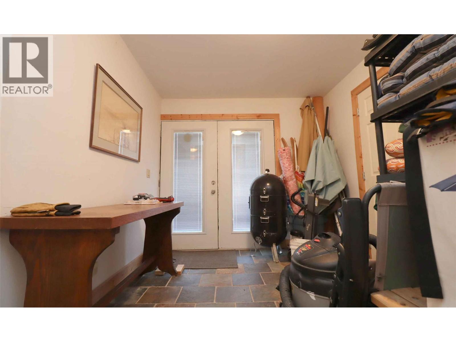 957 Little Shuswap Lake Road Property Photo 19