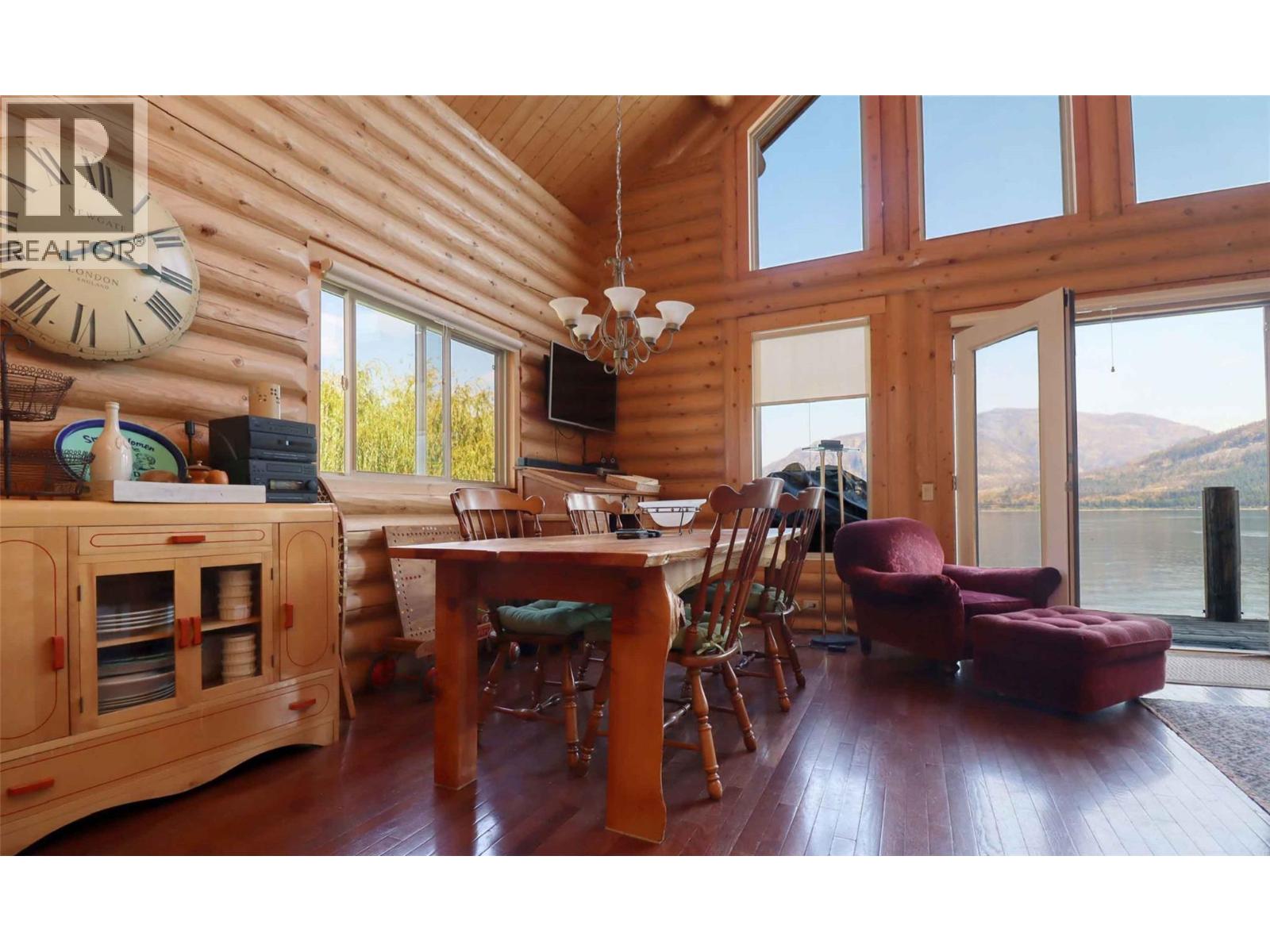 957 Little Shuswap Lake Road Property Photo 23