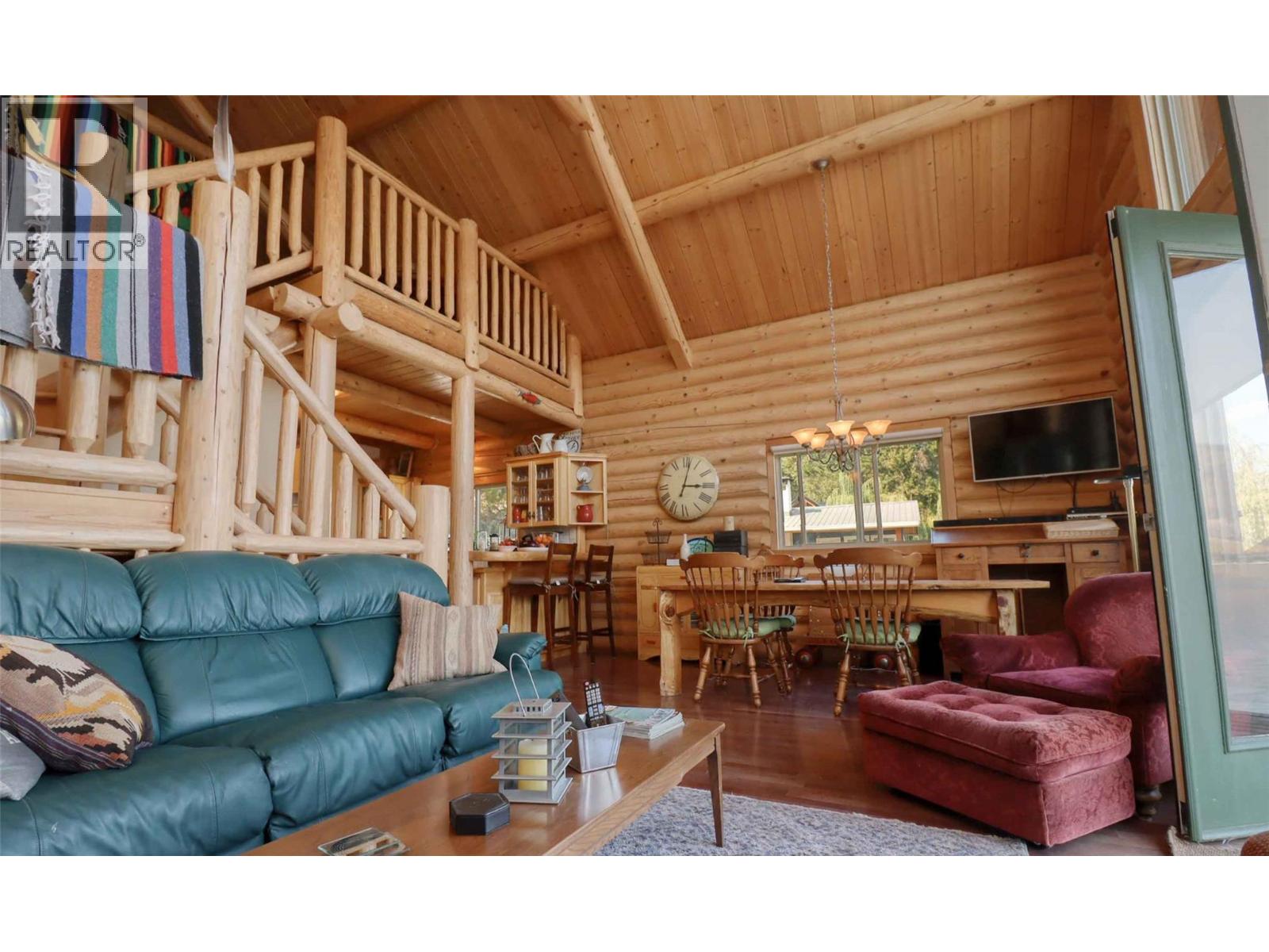 957 Little Shuswap Lake Road Property Photo 24