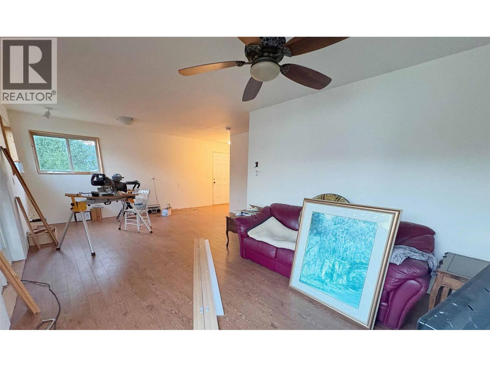 957 Little Shuswap Lake Road Property Photo 44