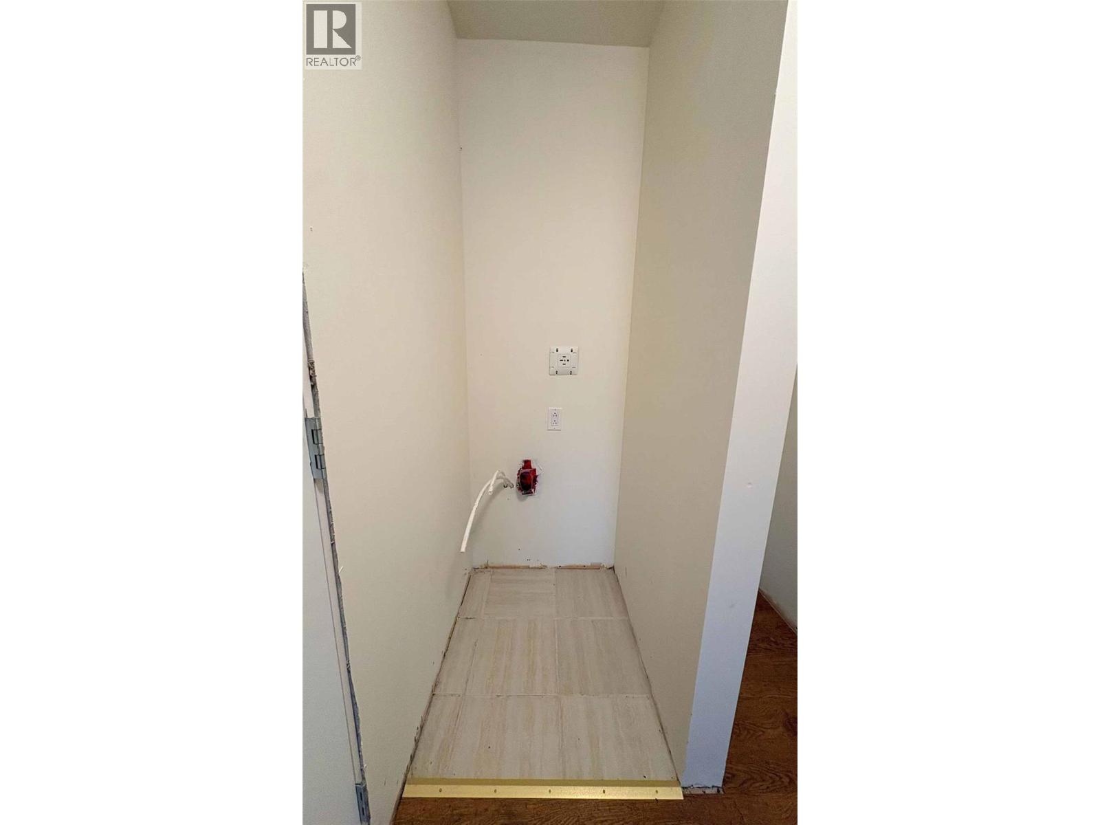 957 Little Shuswap Lake Road Property Photo 45