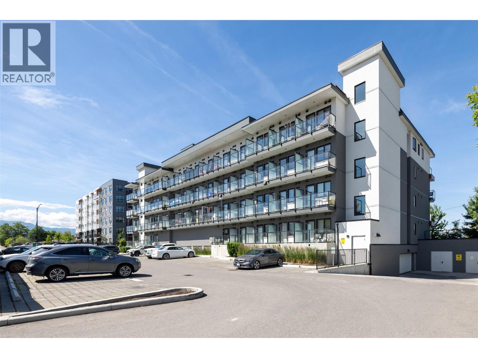 345 Dougall Road N Unit# Ph6 Property Photo 13