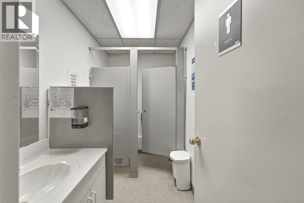 3003 30 Street Property Photo 29