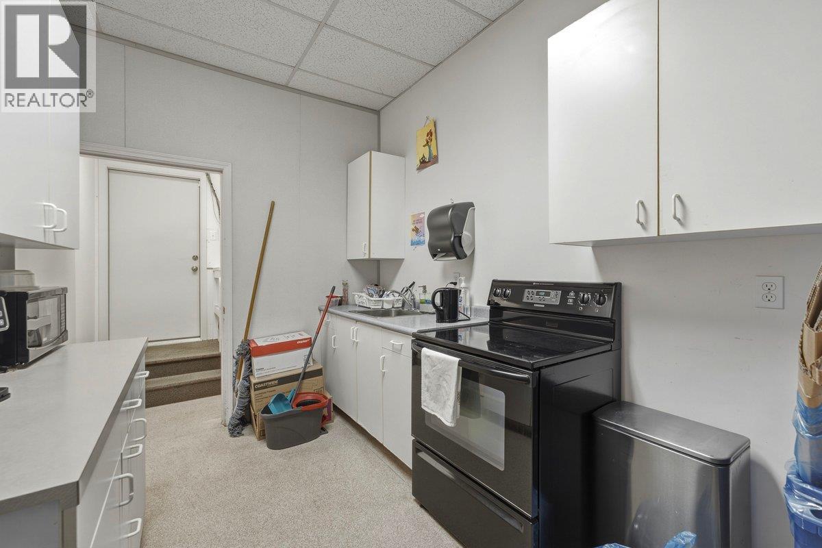 3003 30 Street Property Photo 30