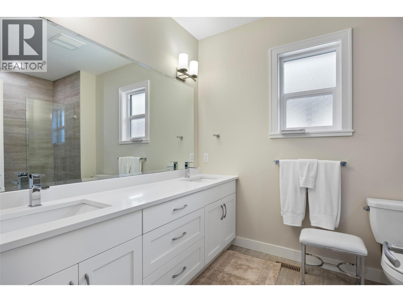 641 Shuswap E Road Unit# 319 Property Photo 16