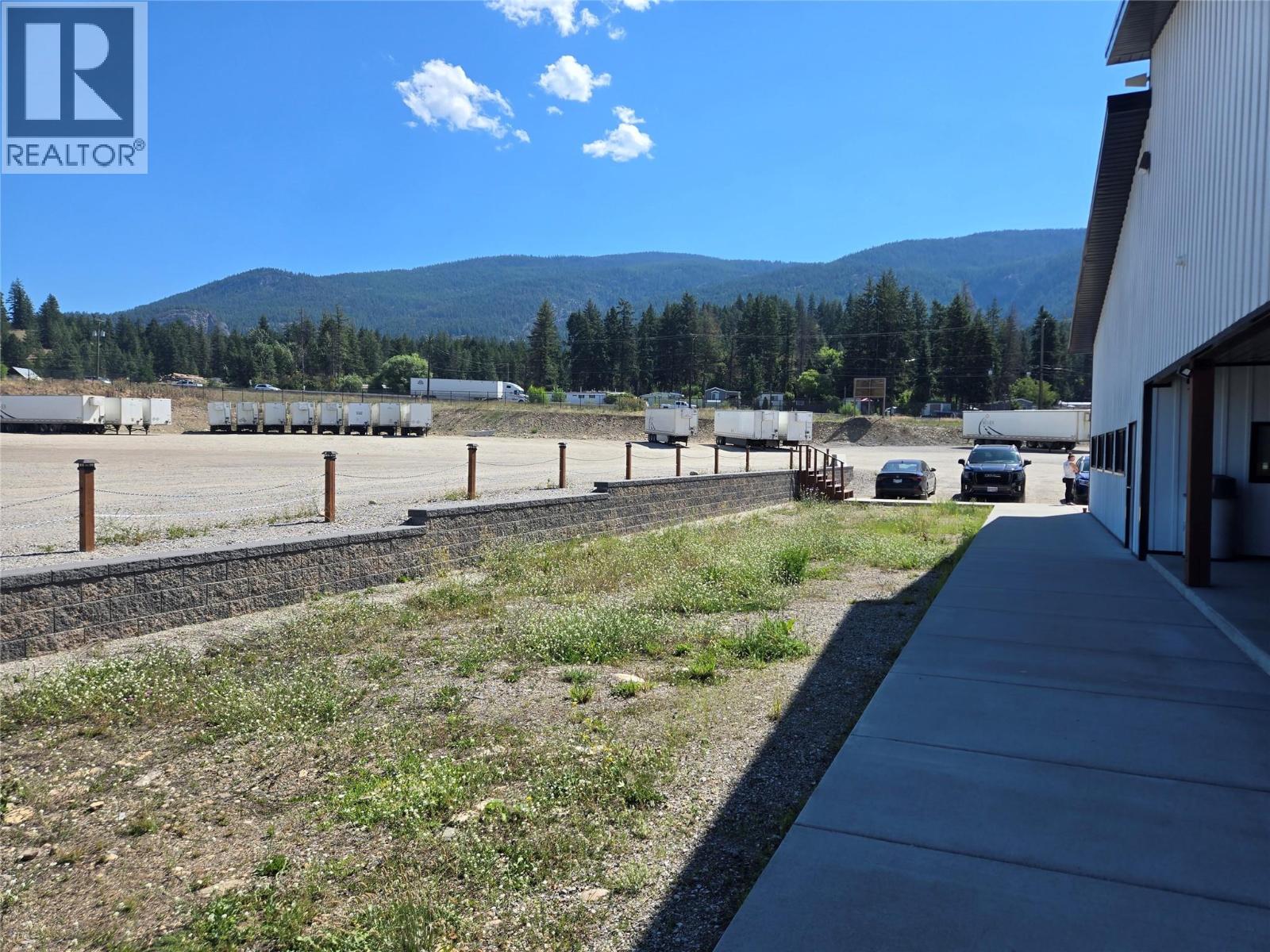 903 Raffan Road Property Photo 21