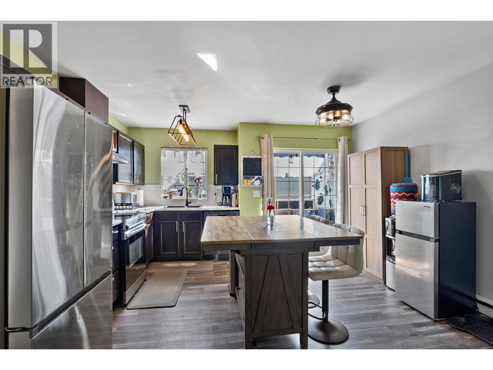1876 Tranquille Road Unit# 4 Property Photo 6