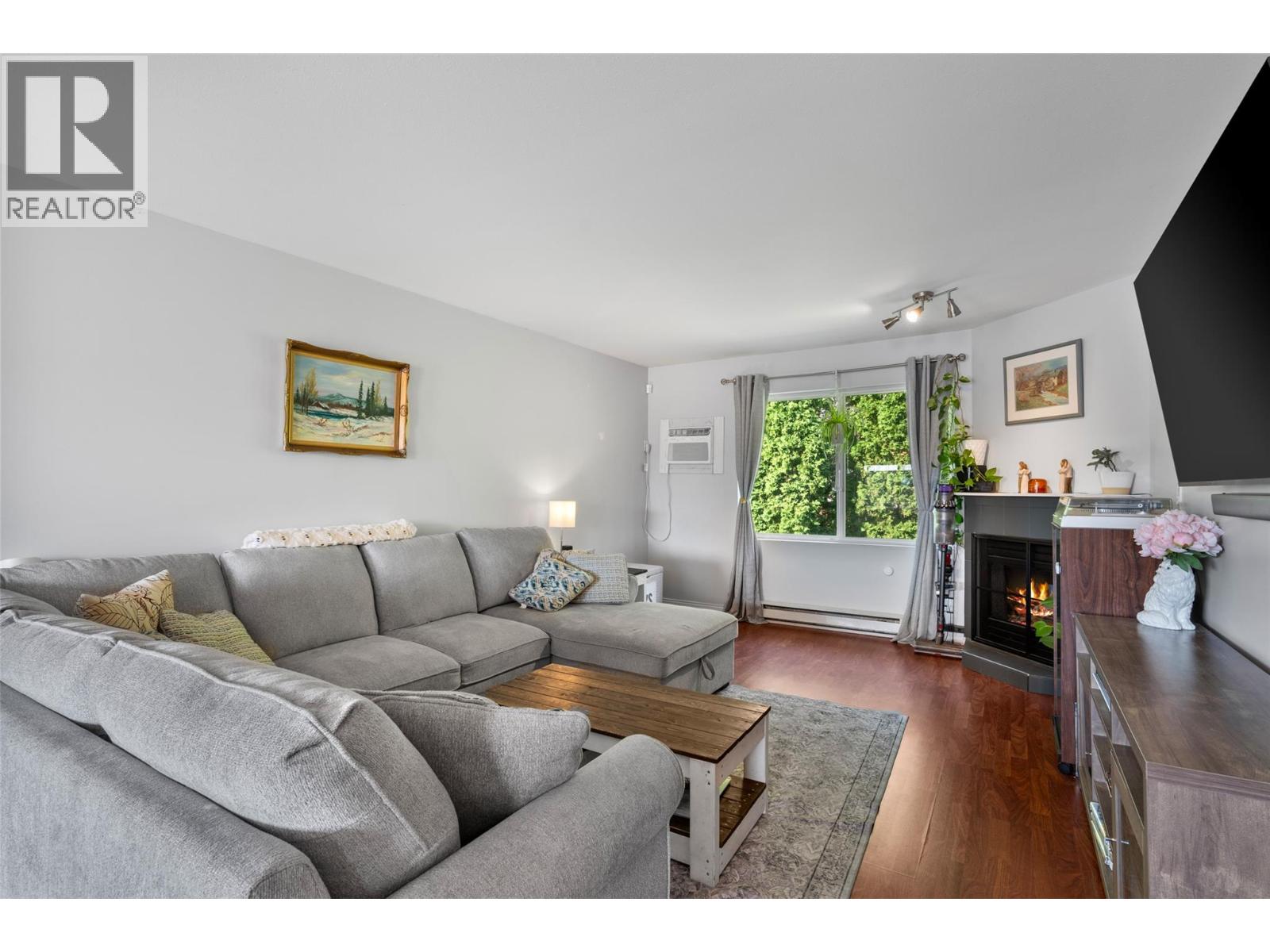 1876 Tranquille Road Unit# 4 Property Photo 9