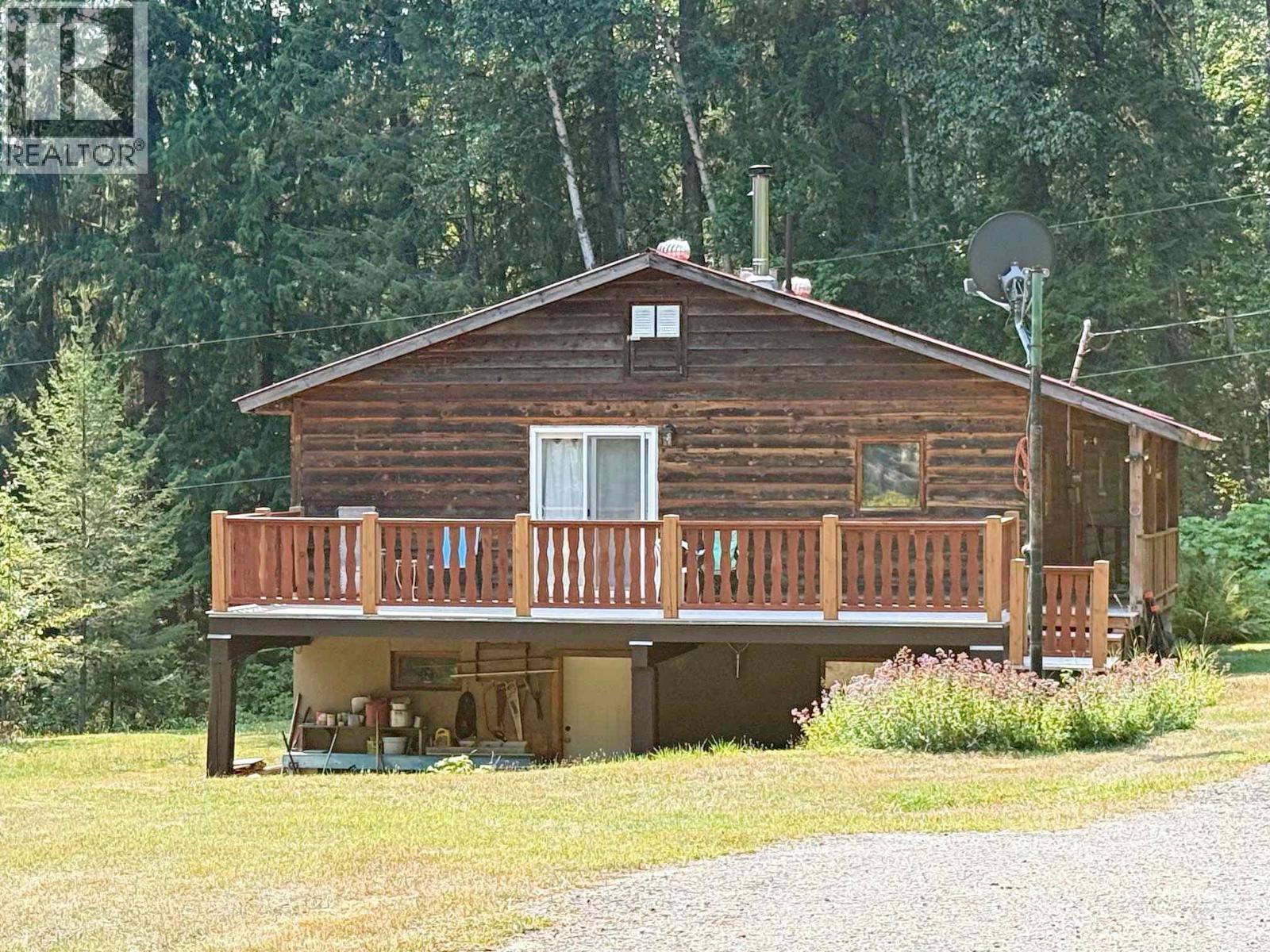 3360 Yellowhead Highway Property Photo 5