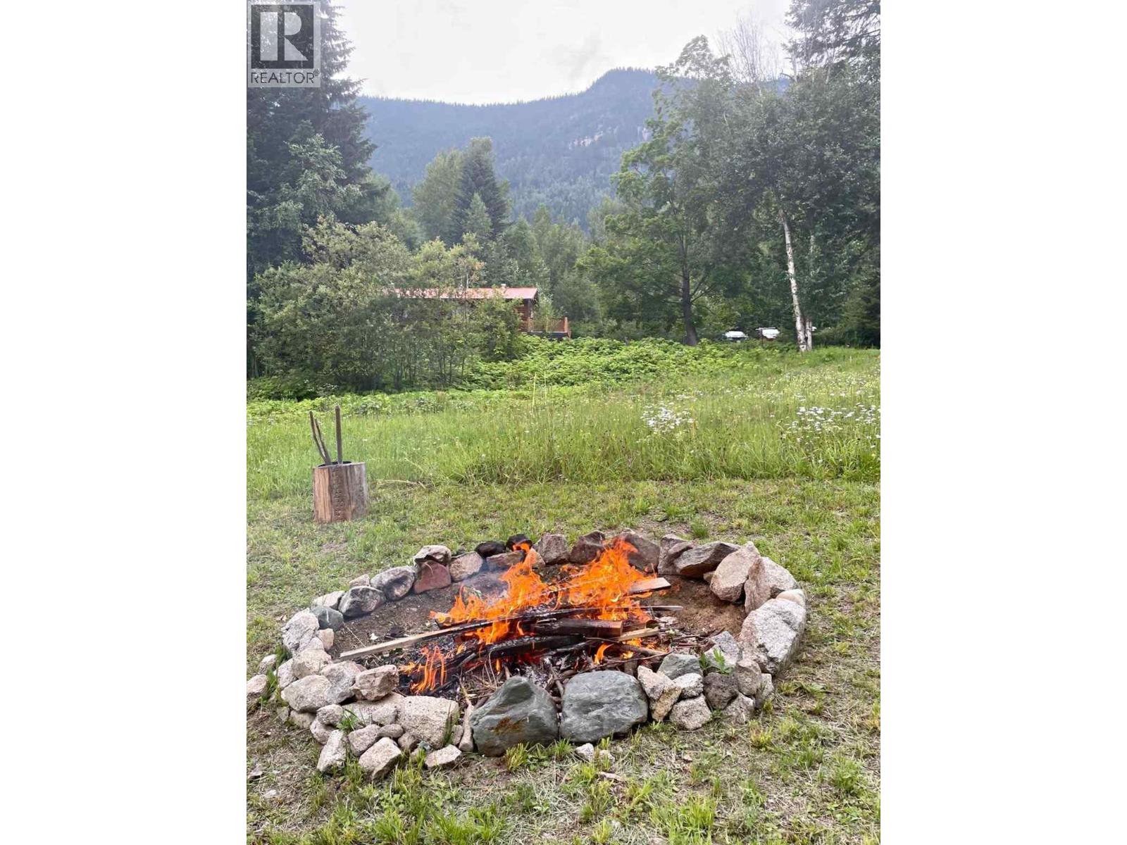 3360 Yellowhead Highway Property Photo 26
