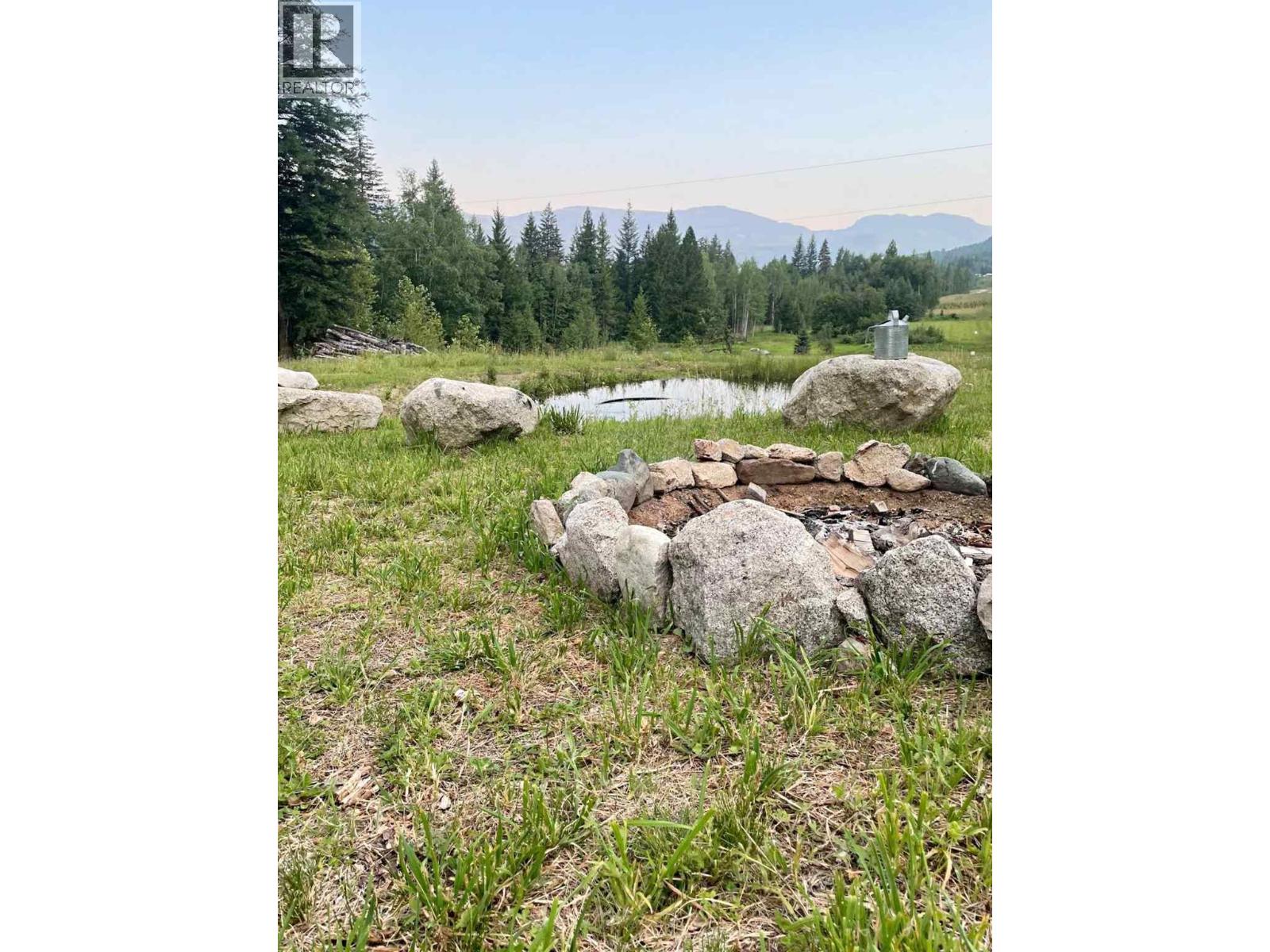 3360 Yellowhead Highway Property Photo 27