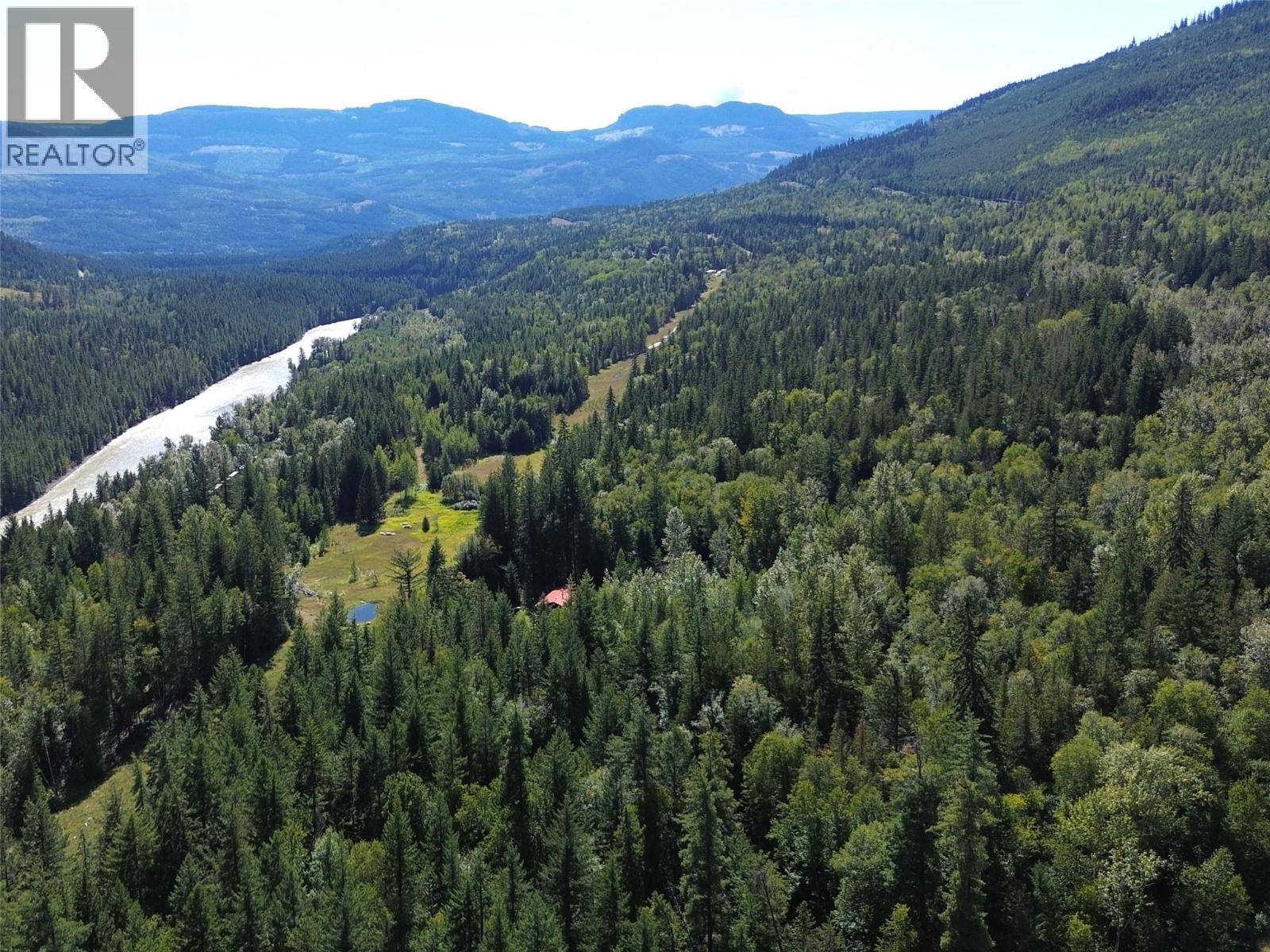 3360 Yellowhead Highway Property Photo 36