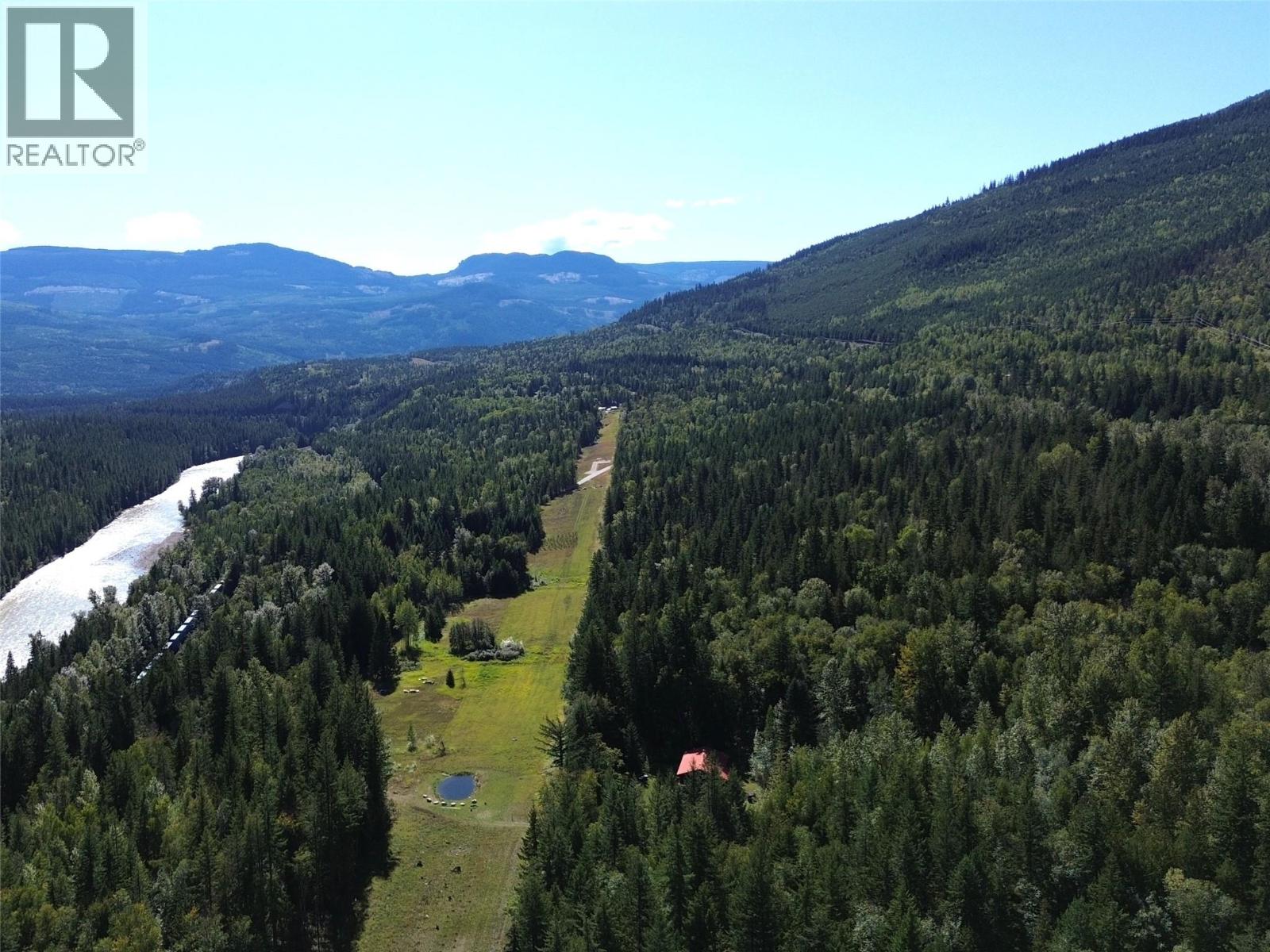 3360 Yellowhead Highway Property Photo 43