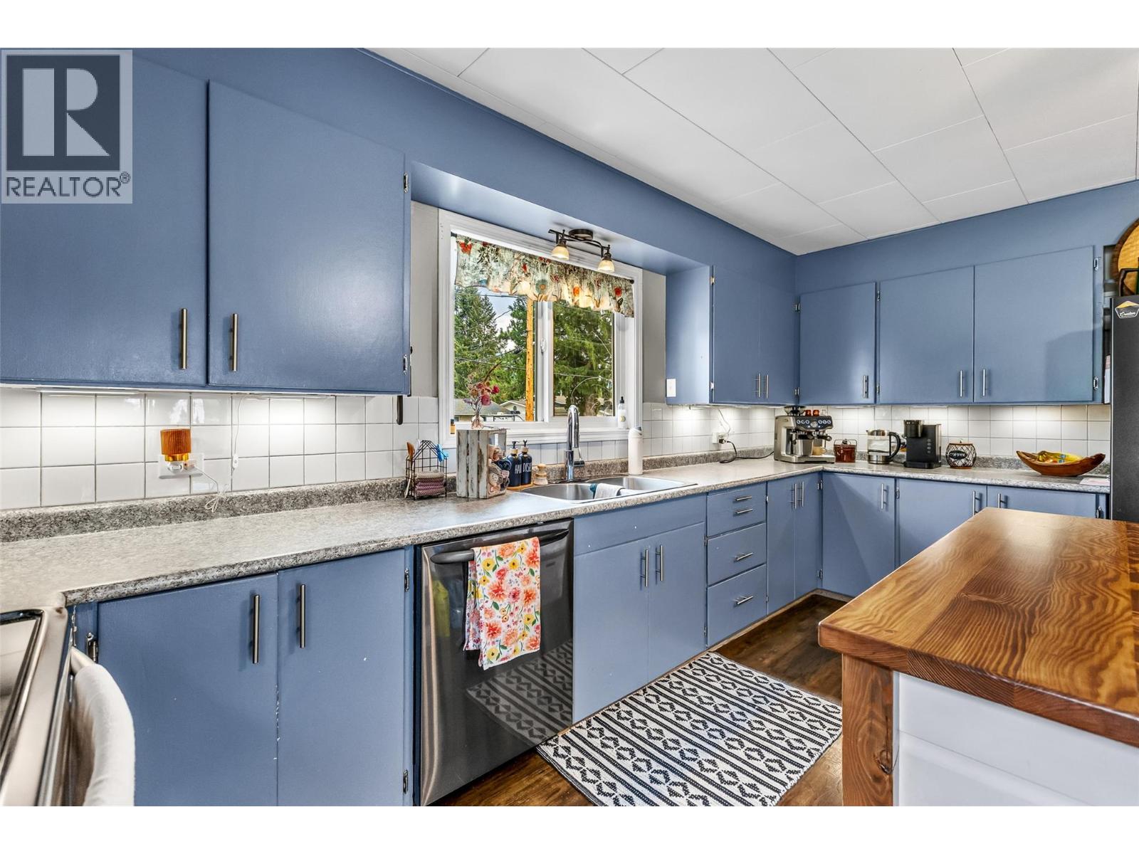 2121 Ash Street Property Photo 18