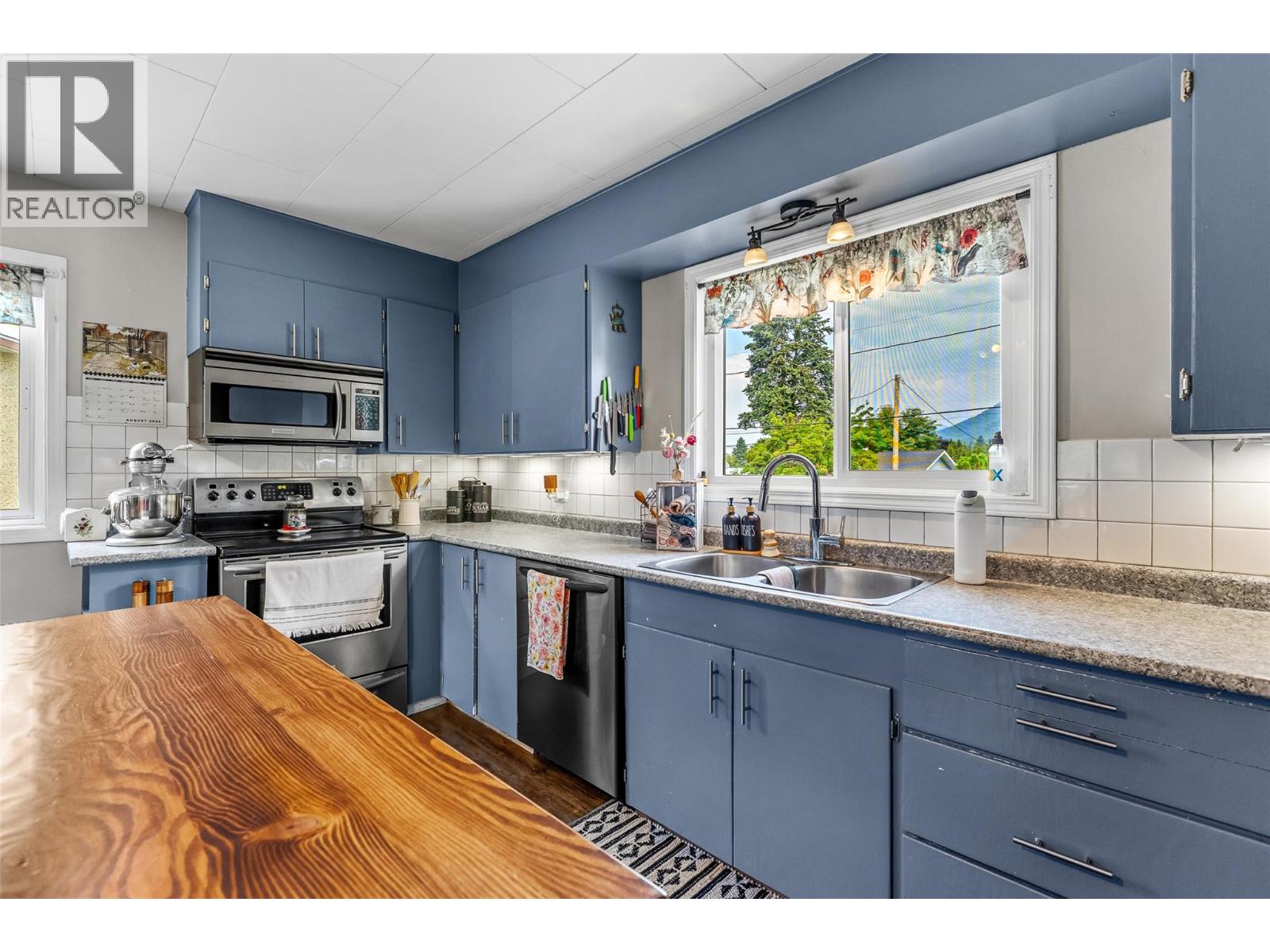 2121 Ash Street Property Photo 20