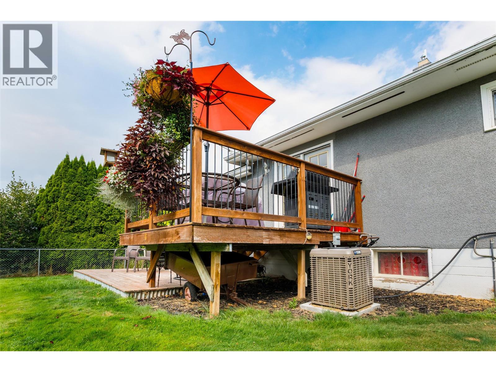 2121 Ash Street Property Photo 41