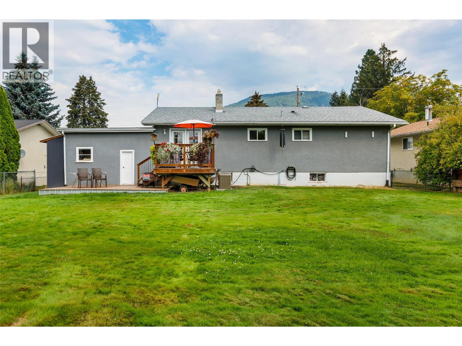 2121 Ash Street Property Photo 44
