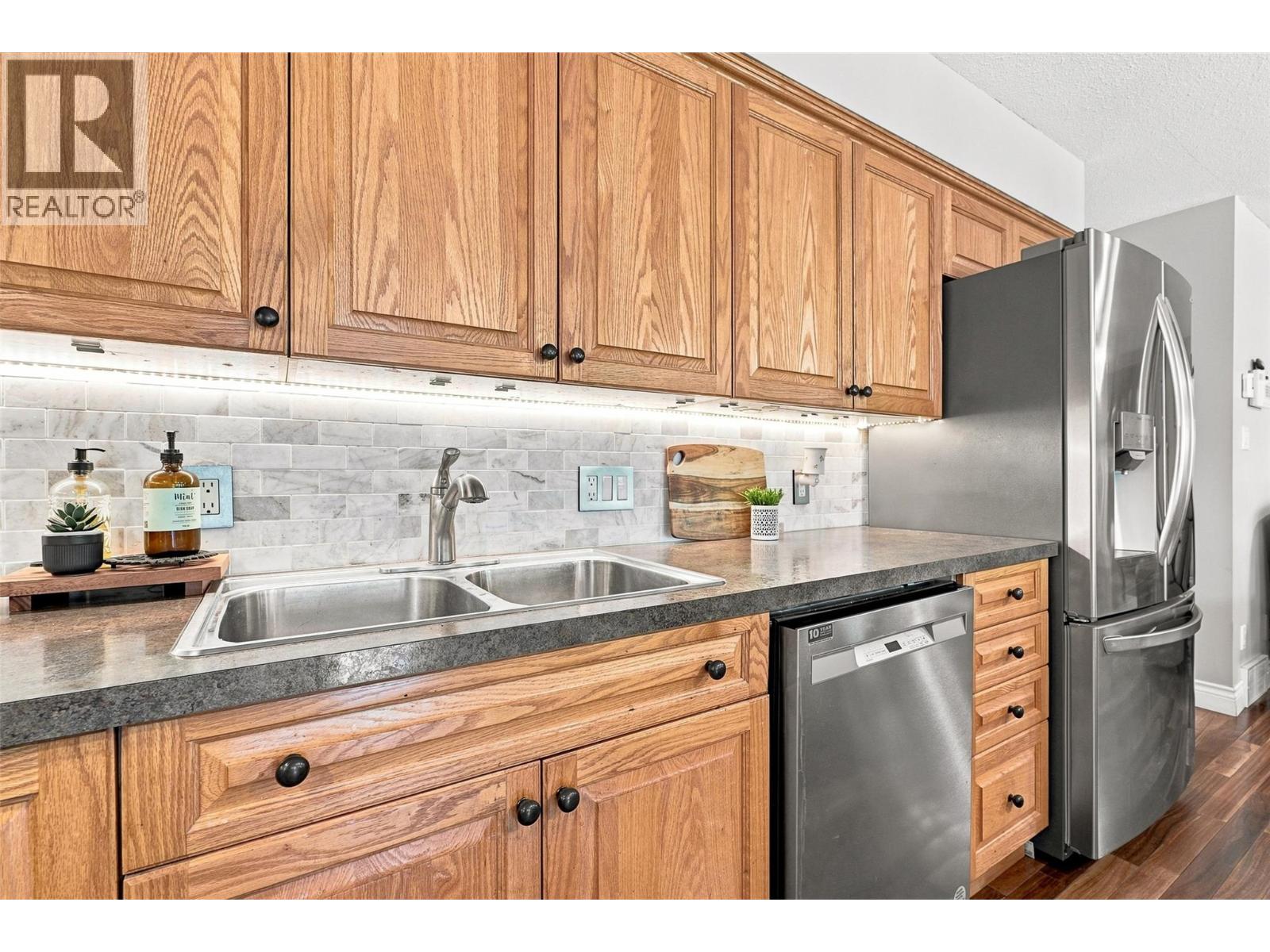 1913 Granite Avenue Property Photo 18