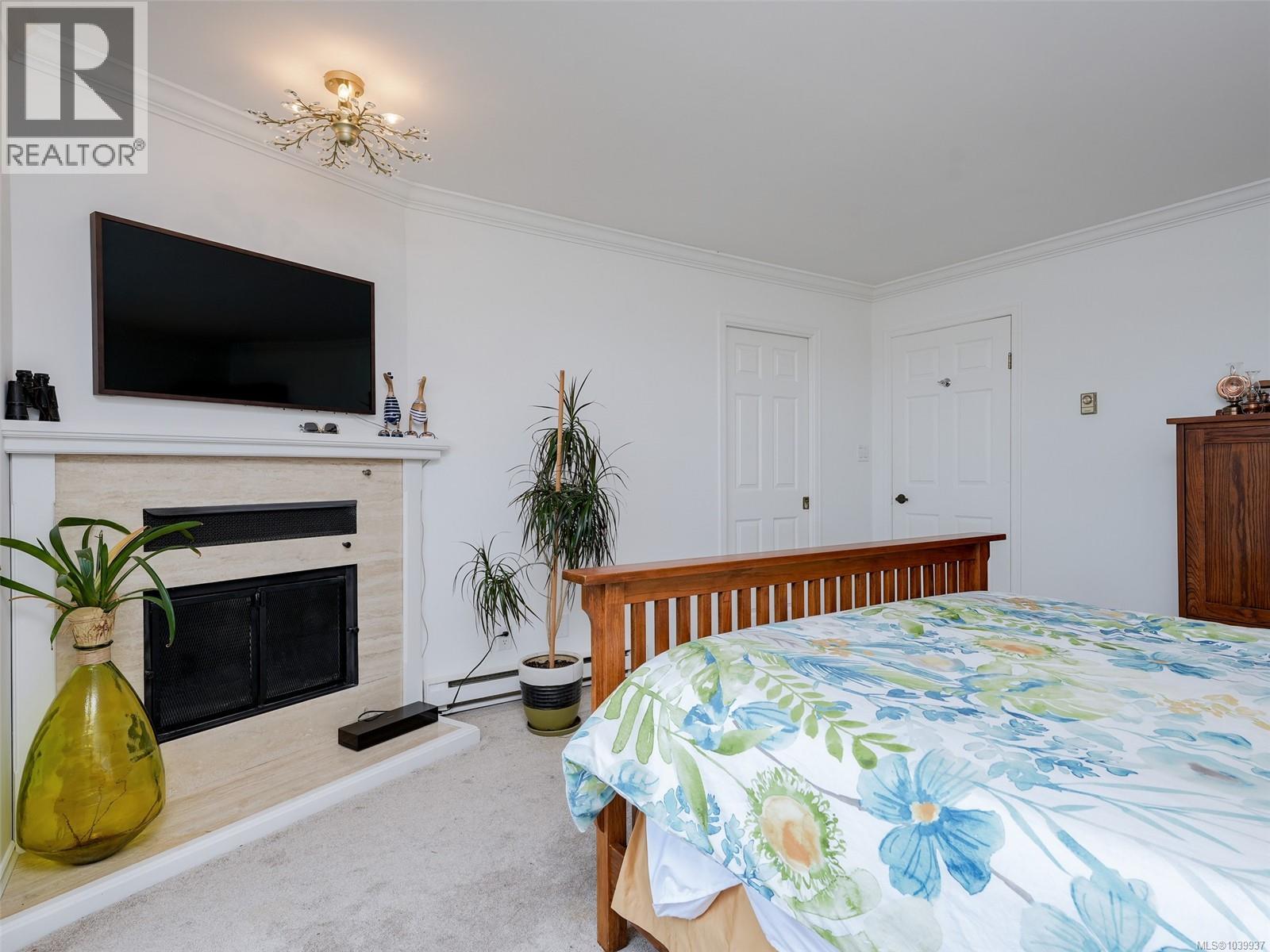 29 2353 Harbour Rd Property Photo 13