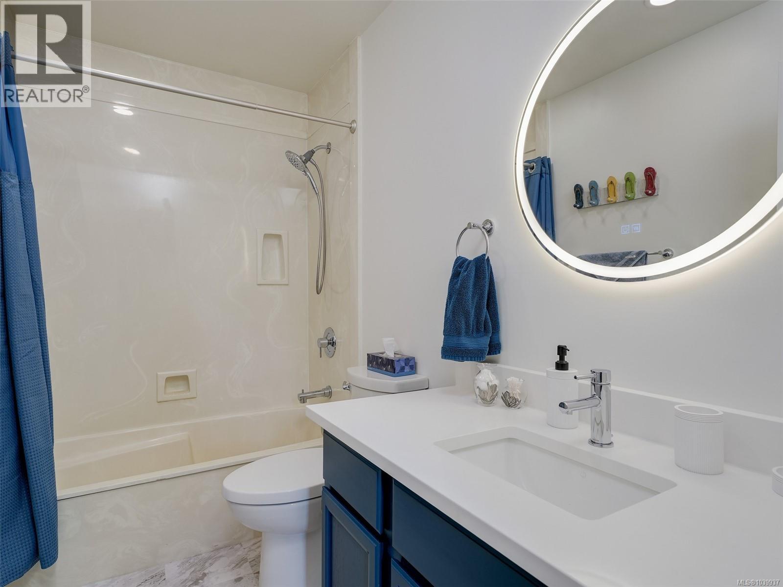 29 2353 Harbour Rd Property Photo 20