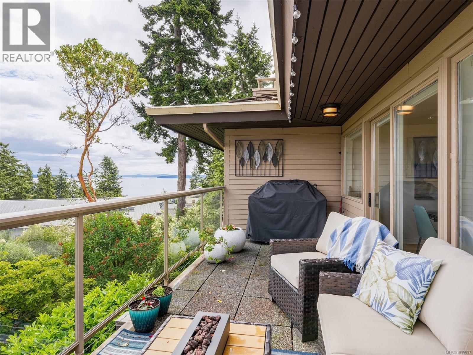 29 2353 Harbour Rd Property Photo 27