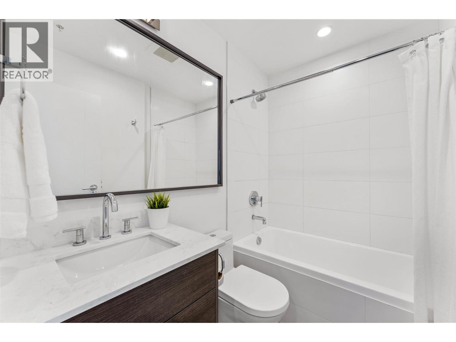 1181 Sunset Drive Unit# 807 Property Photo 25