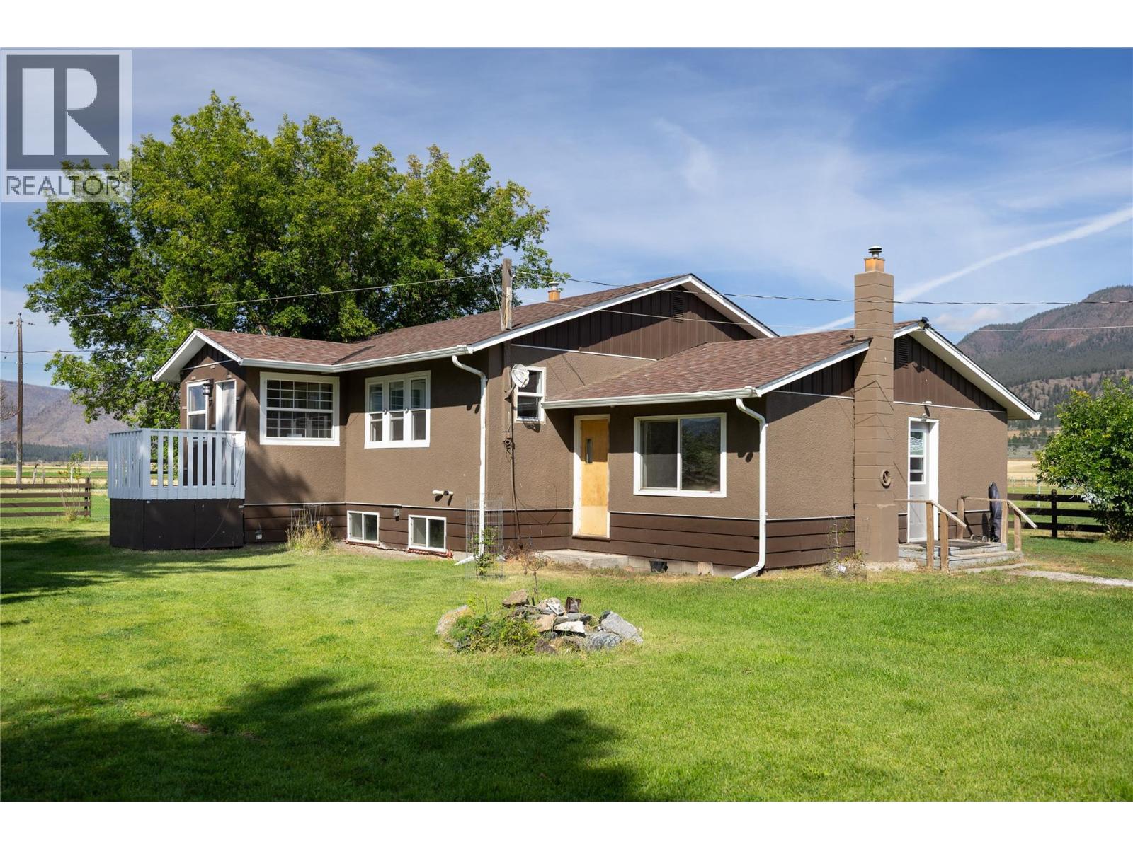 6662 Bulman Road Property Photo 1