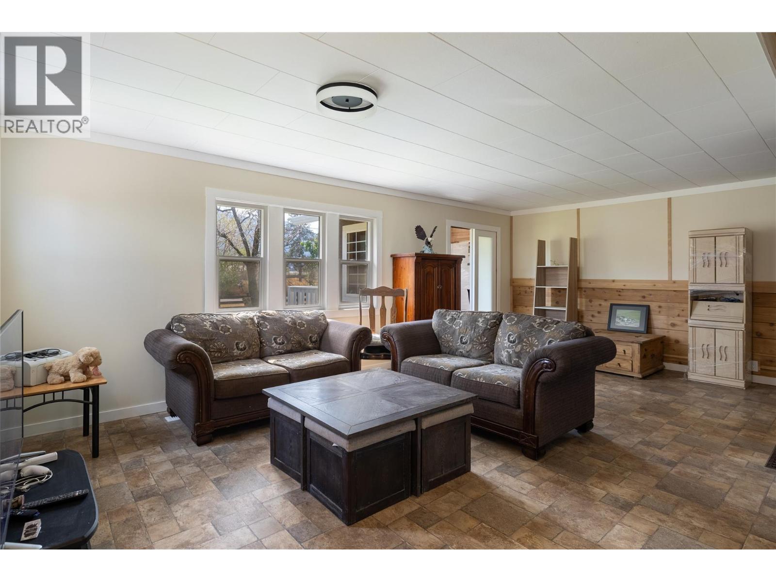 6662 Bulman Road Property Photo 13