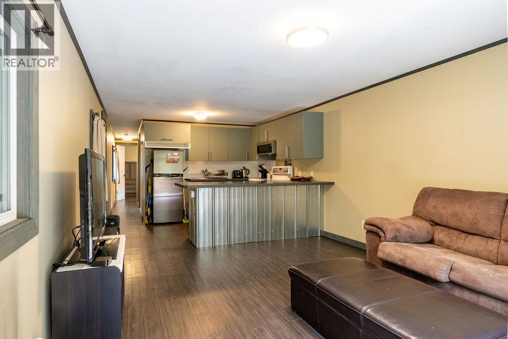 1079 Lundell Road Unit# 4 Property Photo 3