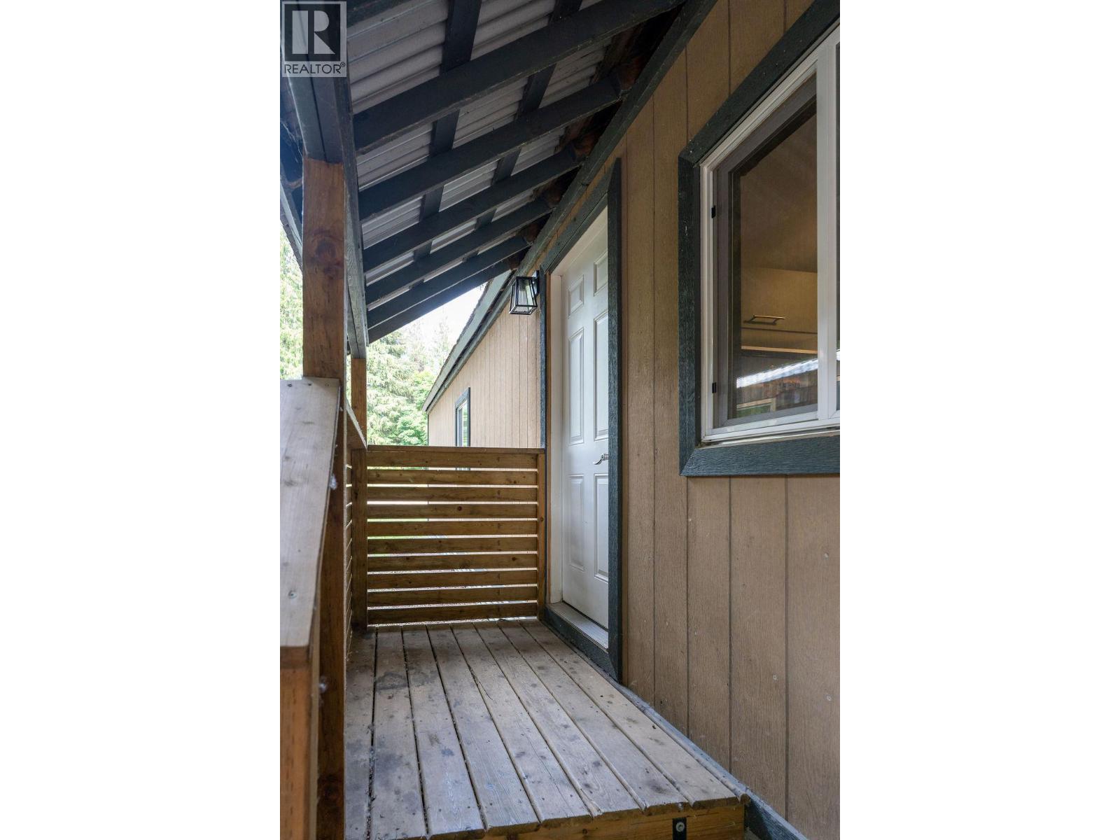 1079 Lundell Road Unit# 4 Property Photo 9