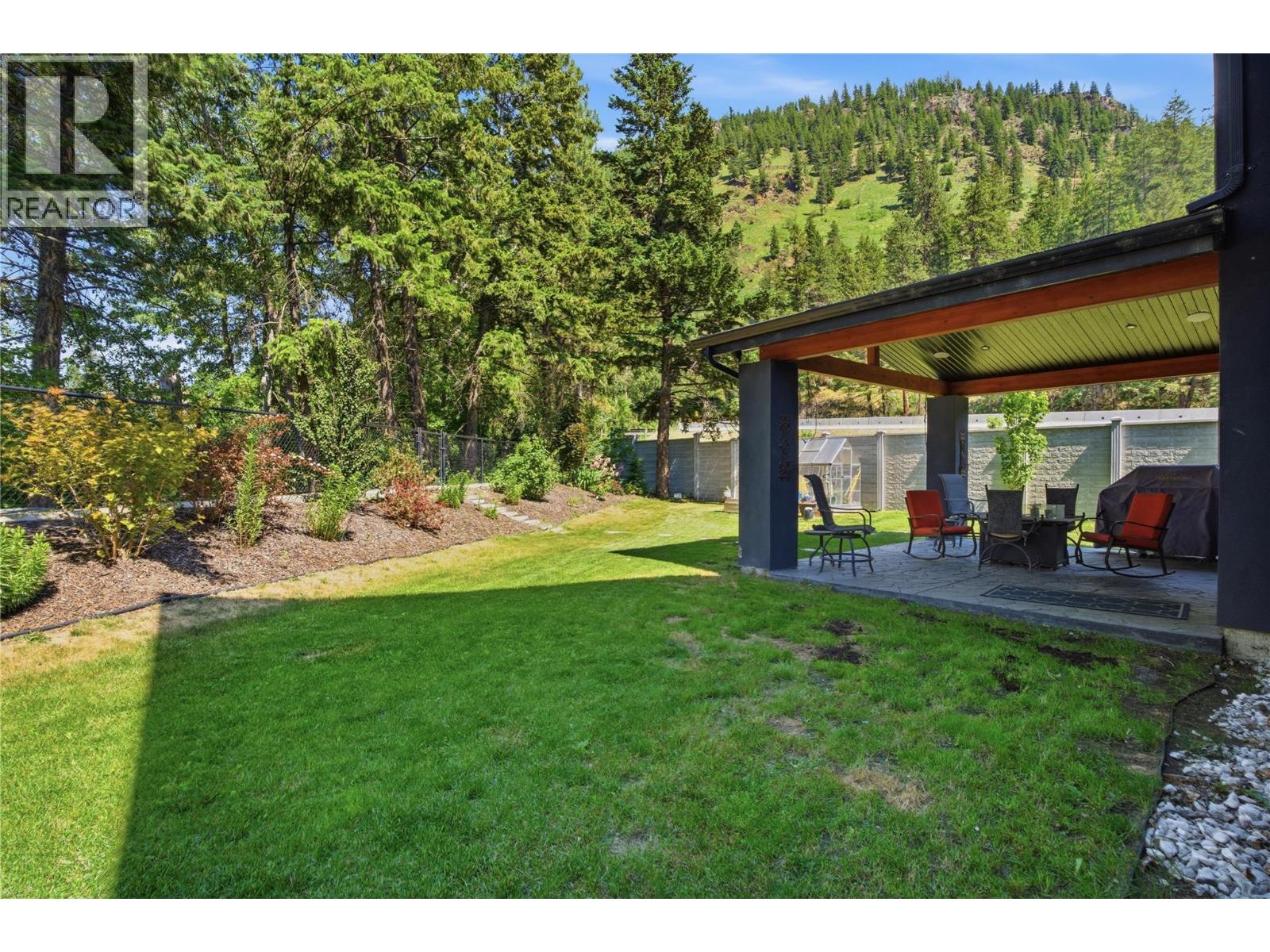 1015 Paquette Road Property Photo 44