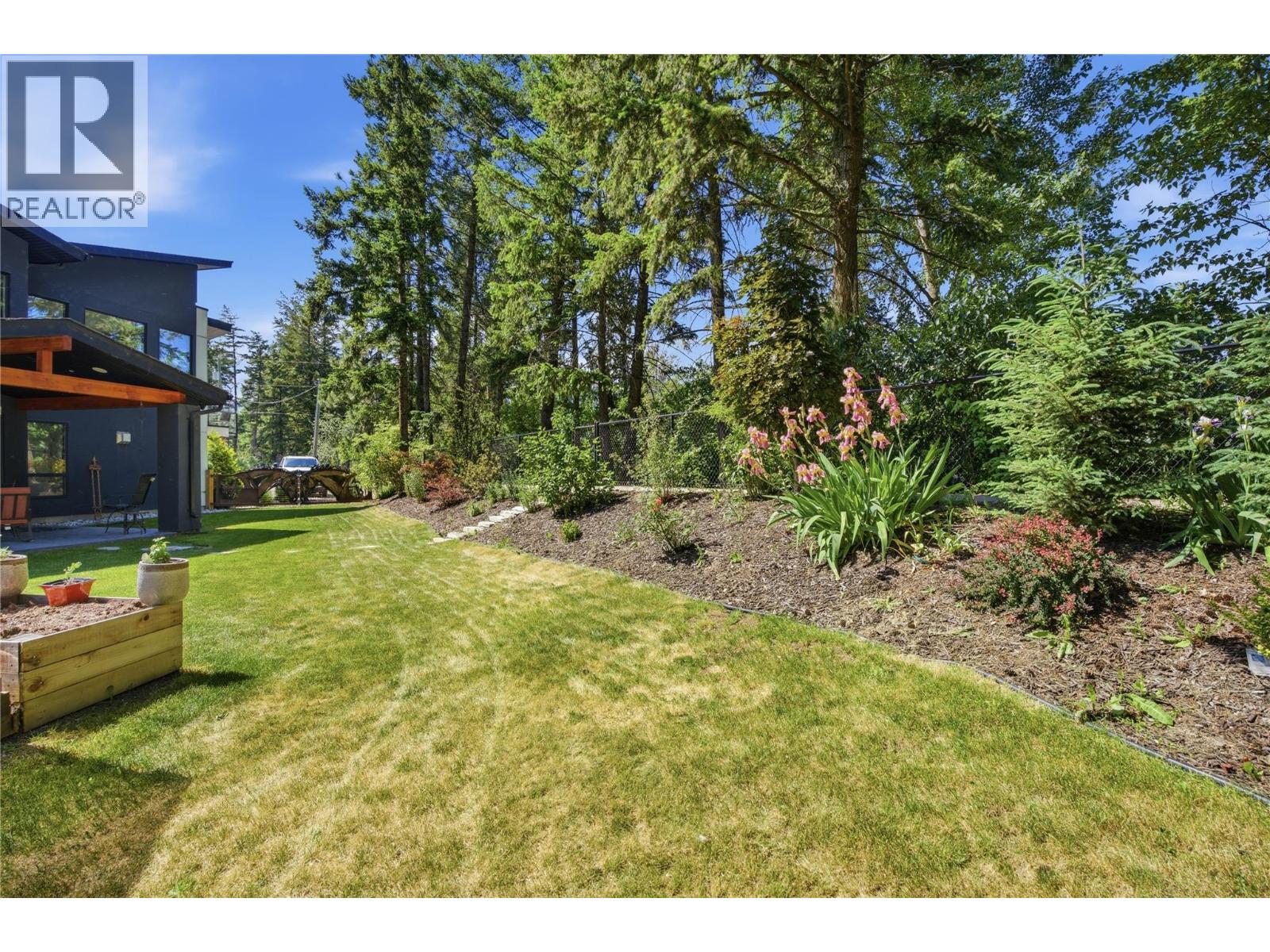 1015 Paquette Road Property Photo 45