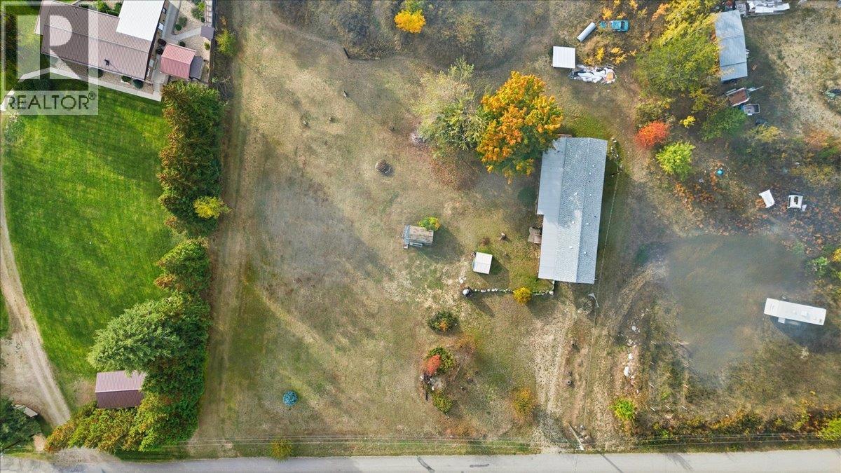 2413 Doukhobour Road Property Photo 8