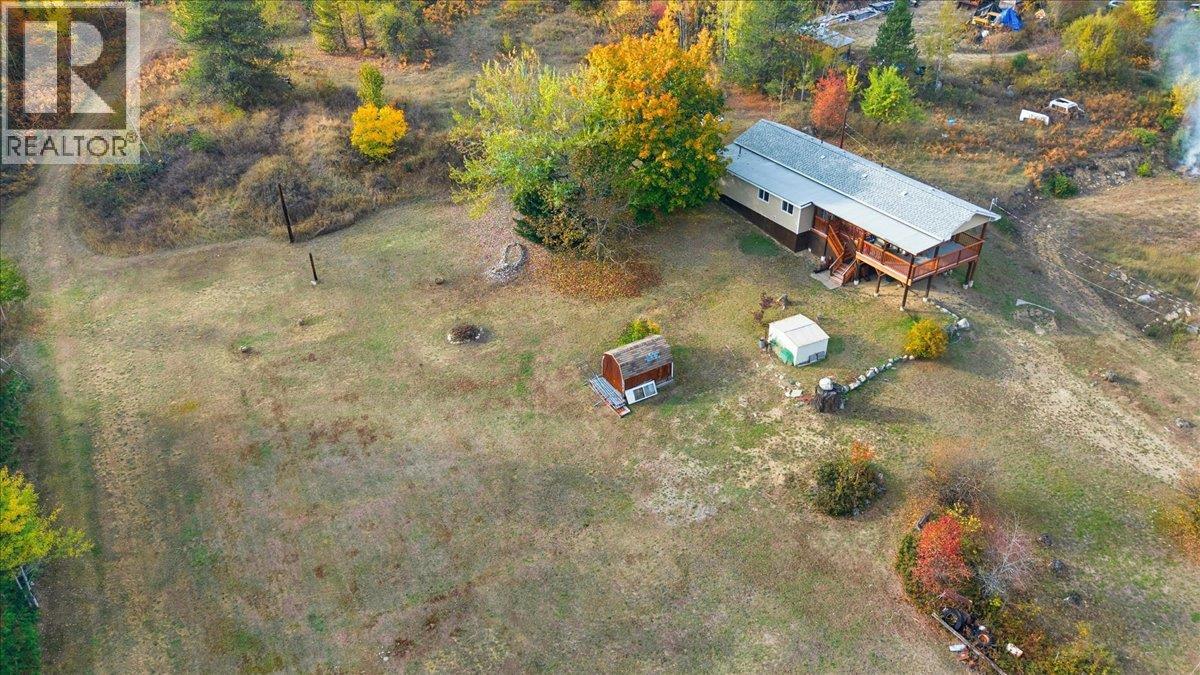 2413 Doukhobour Road Property Photo 9