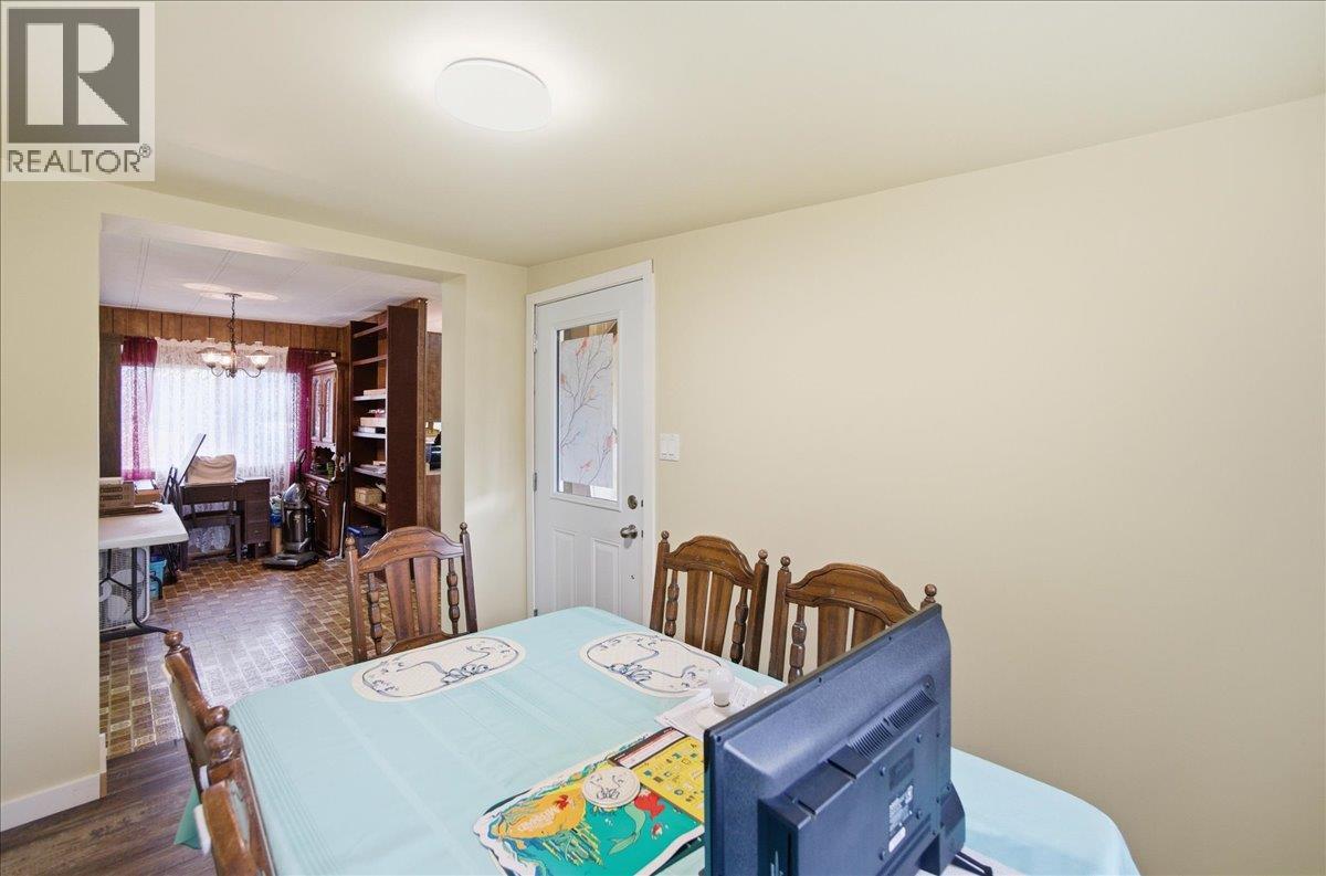 2413 Doukhobour Road Property Photo 13