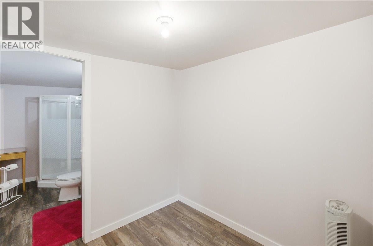 2413 Doukhobour Road Property Photo 20