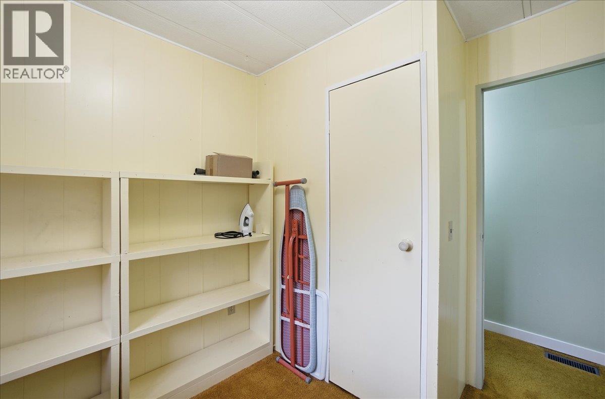 2413 Doukhobour Road Property Photo 28