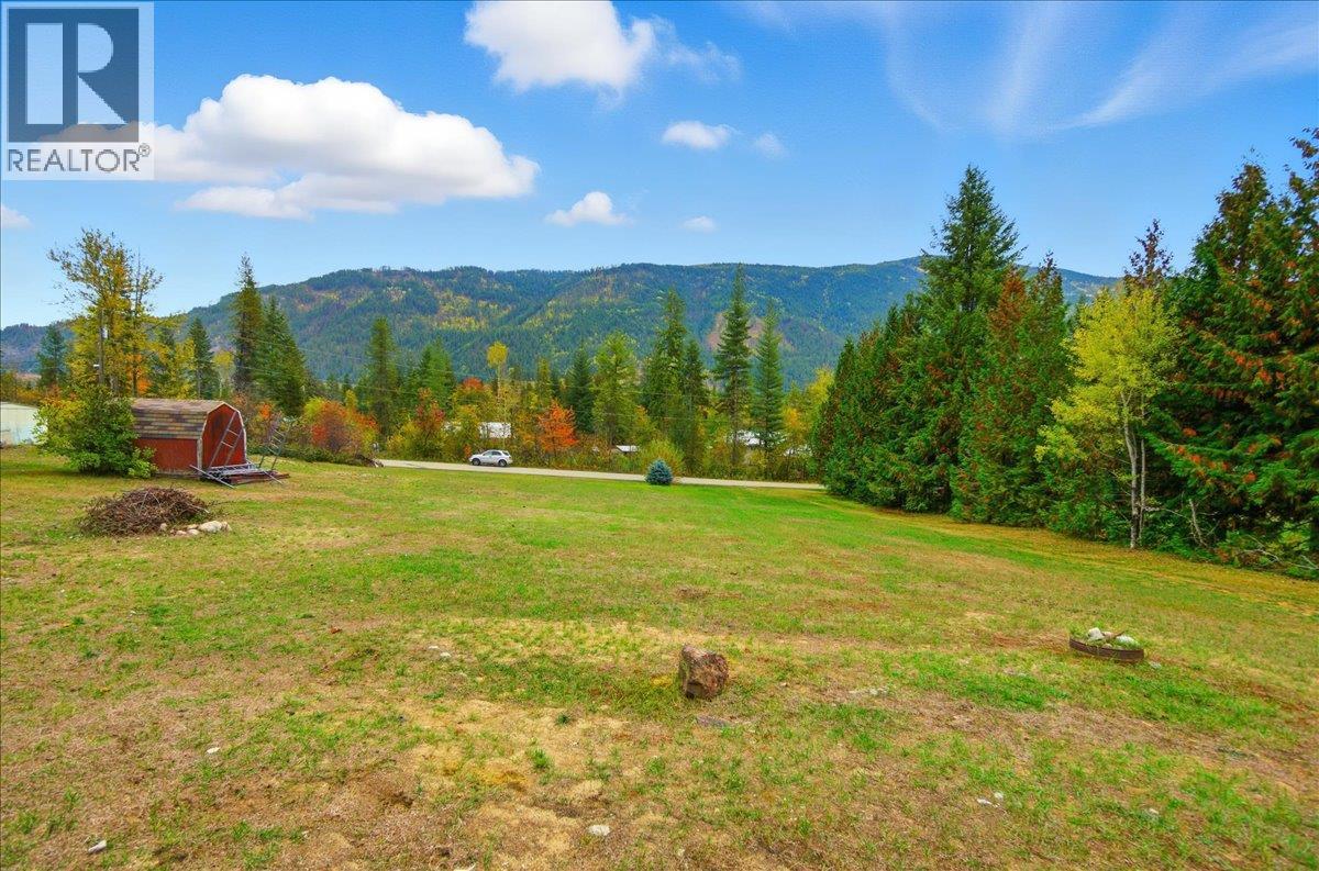 2413 Doukhobour Road Property Photo 43
