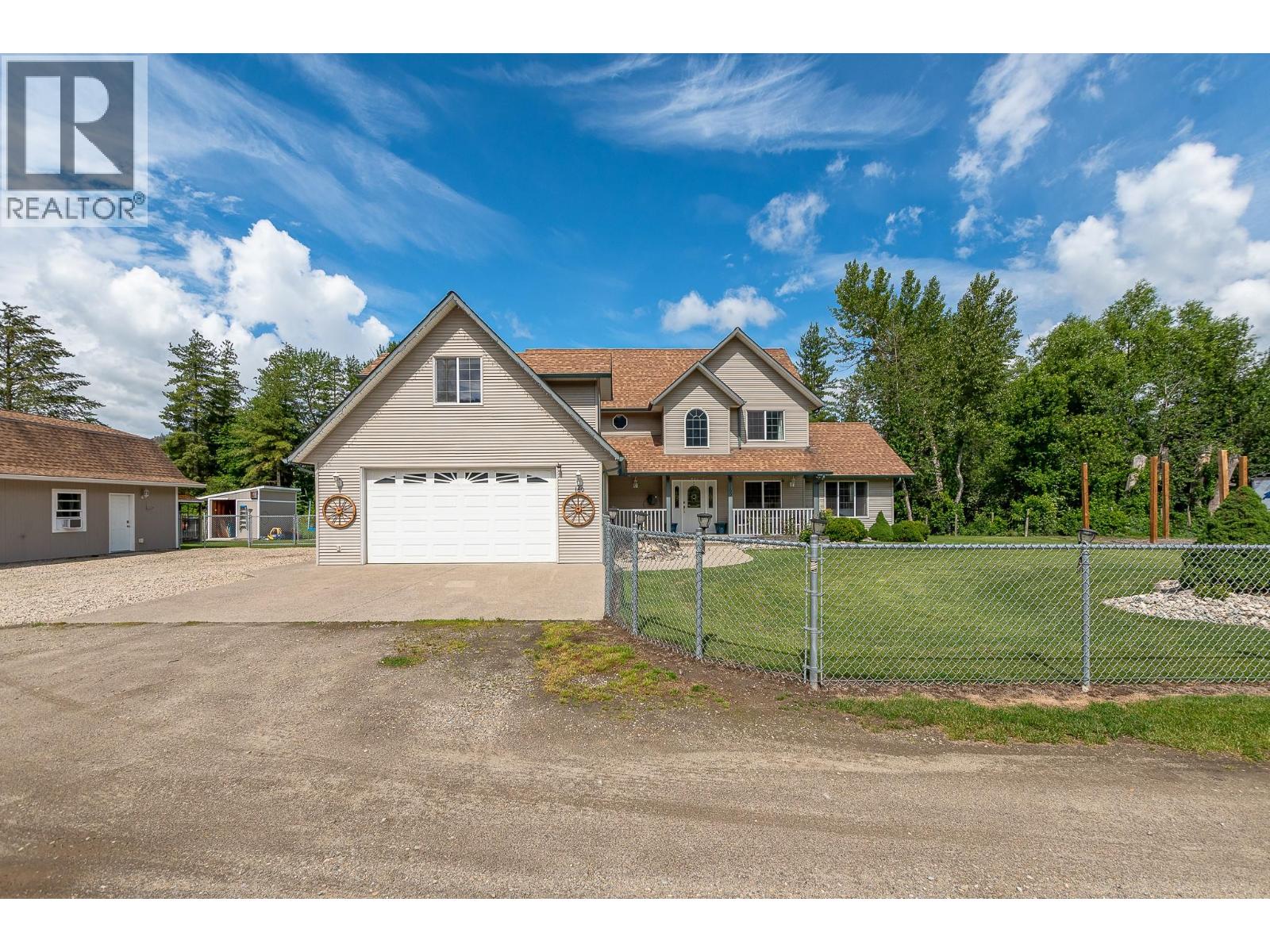 160 Carlin Street Property Photo 2