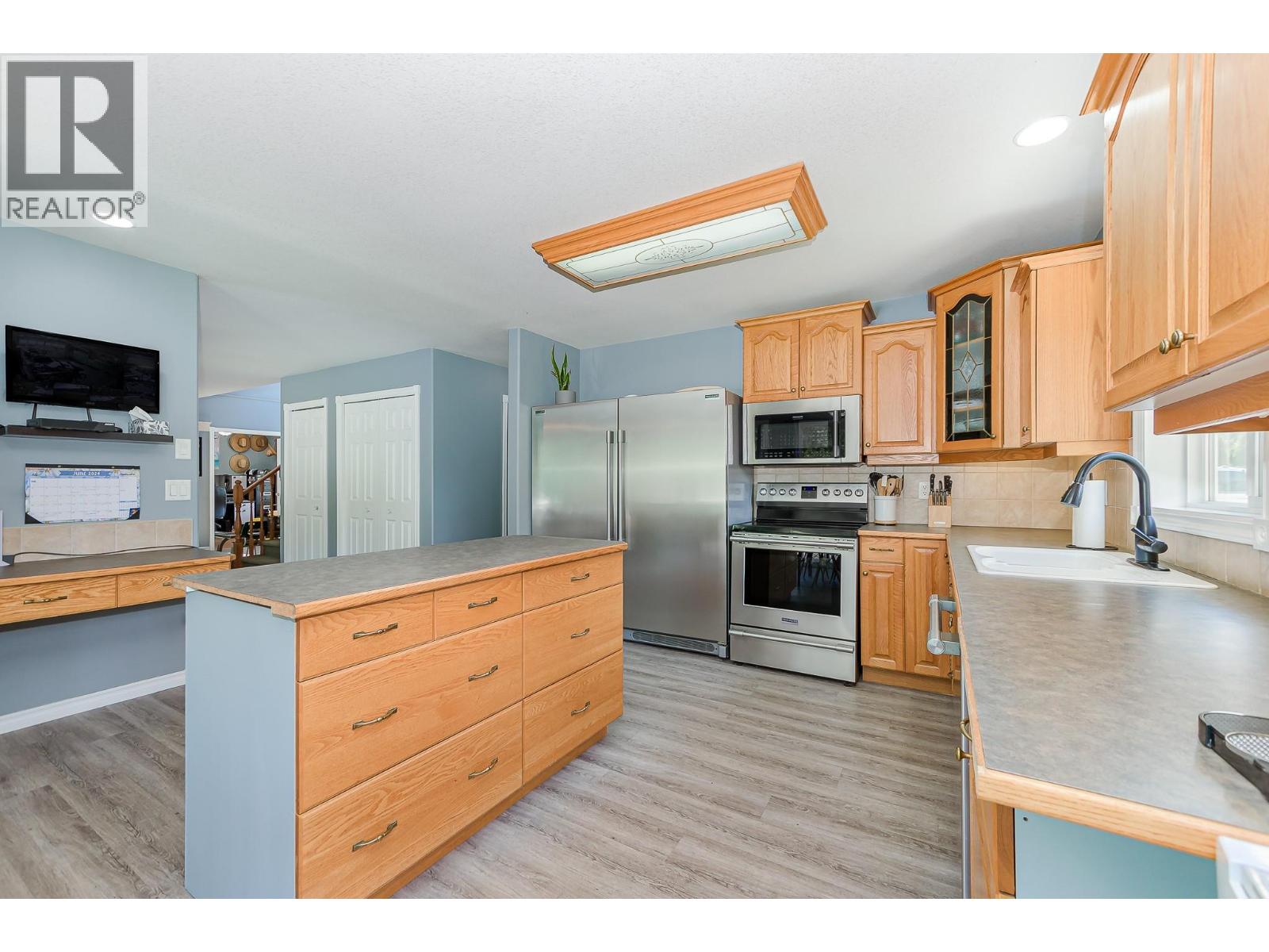 160 Carlin Street Property Photo 4