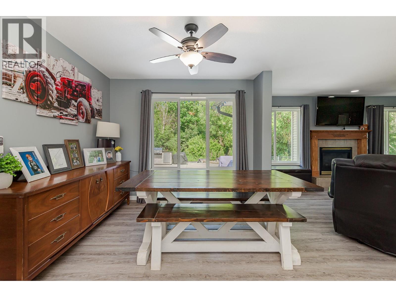 160 Carlin Street Property Photo 12