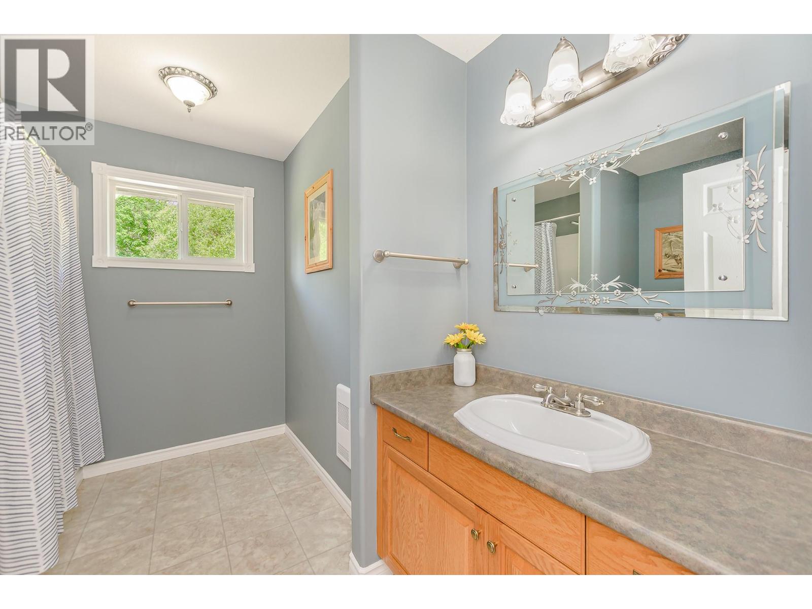 160 Carlin Street Property Photo 23