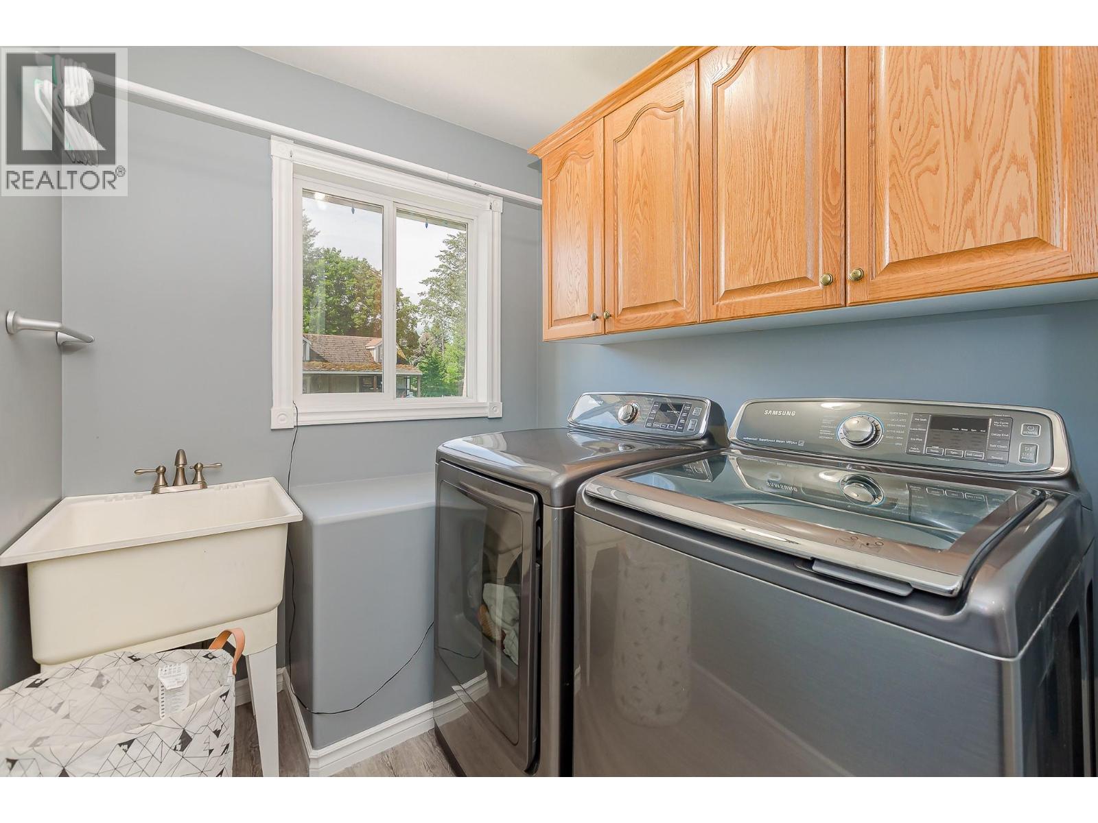 160 Carlin Street Property Photo 28