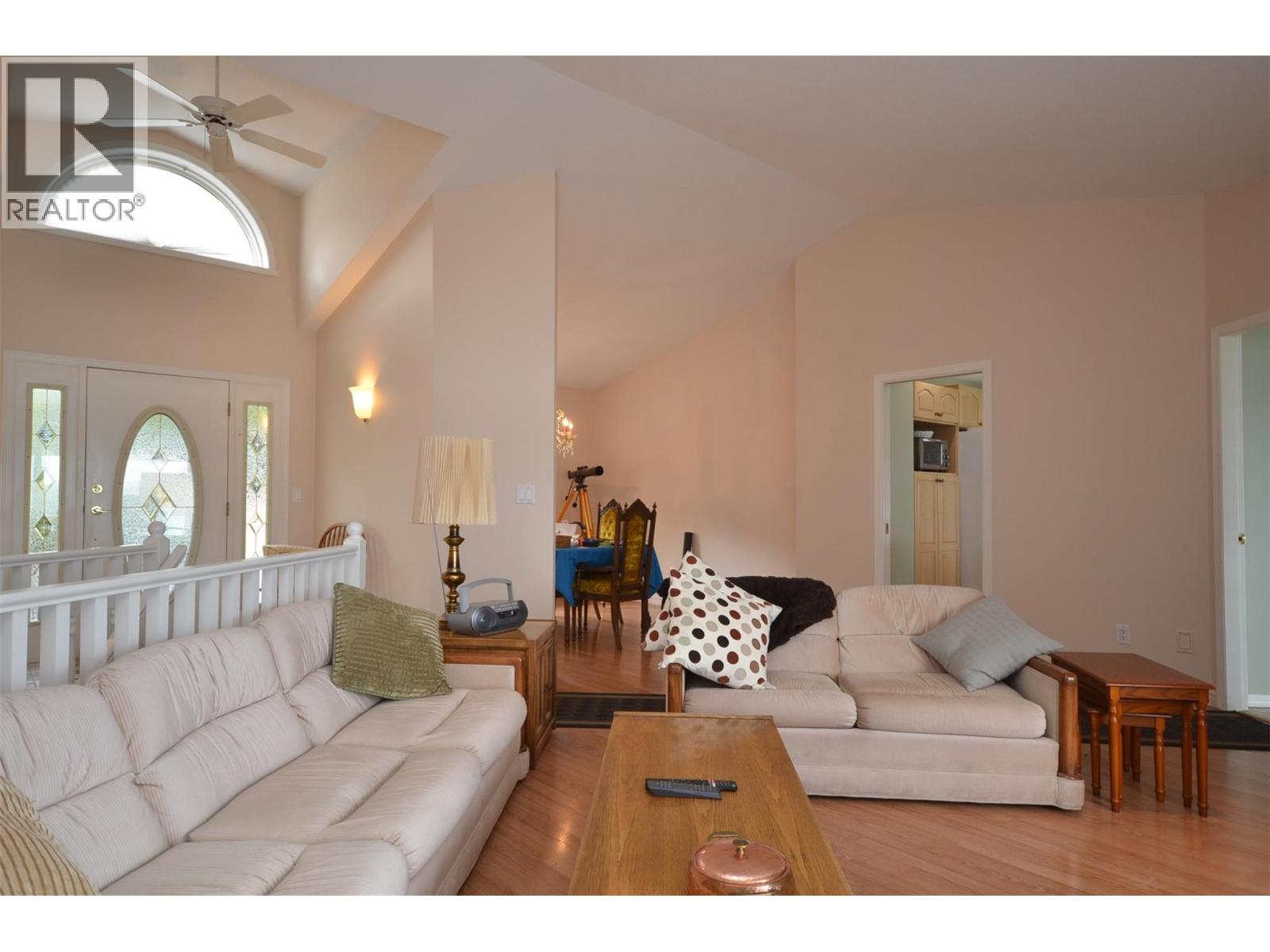 7927 Stoneridge Drive Property Photo 23