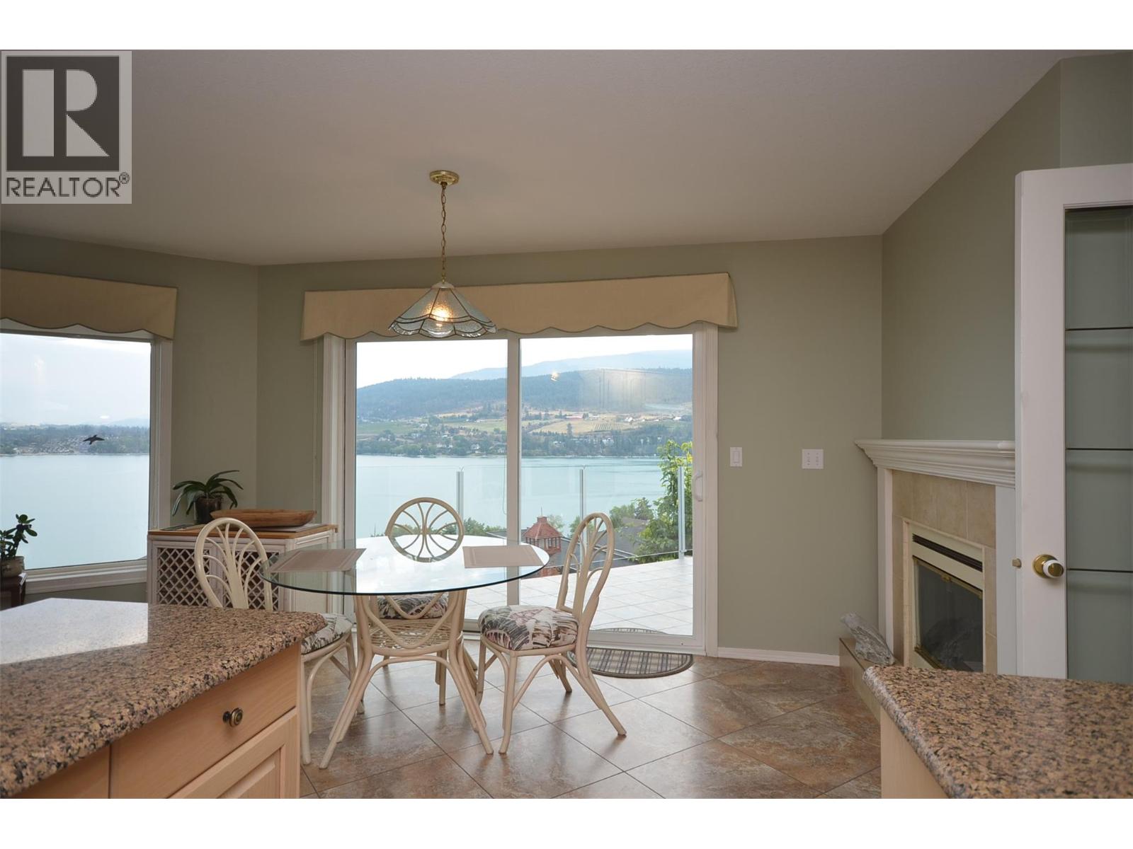 7927 Stoneridge Drive Property Photo 26