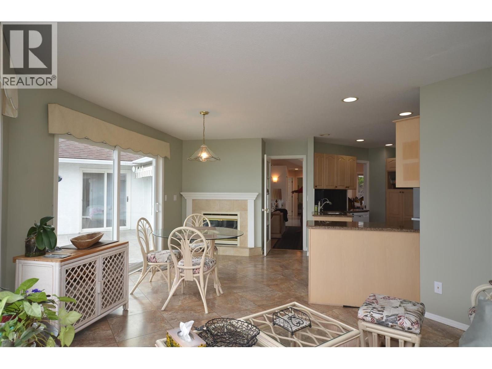 7927 Stoneridge Drive Property Photo 31