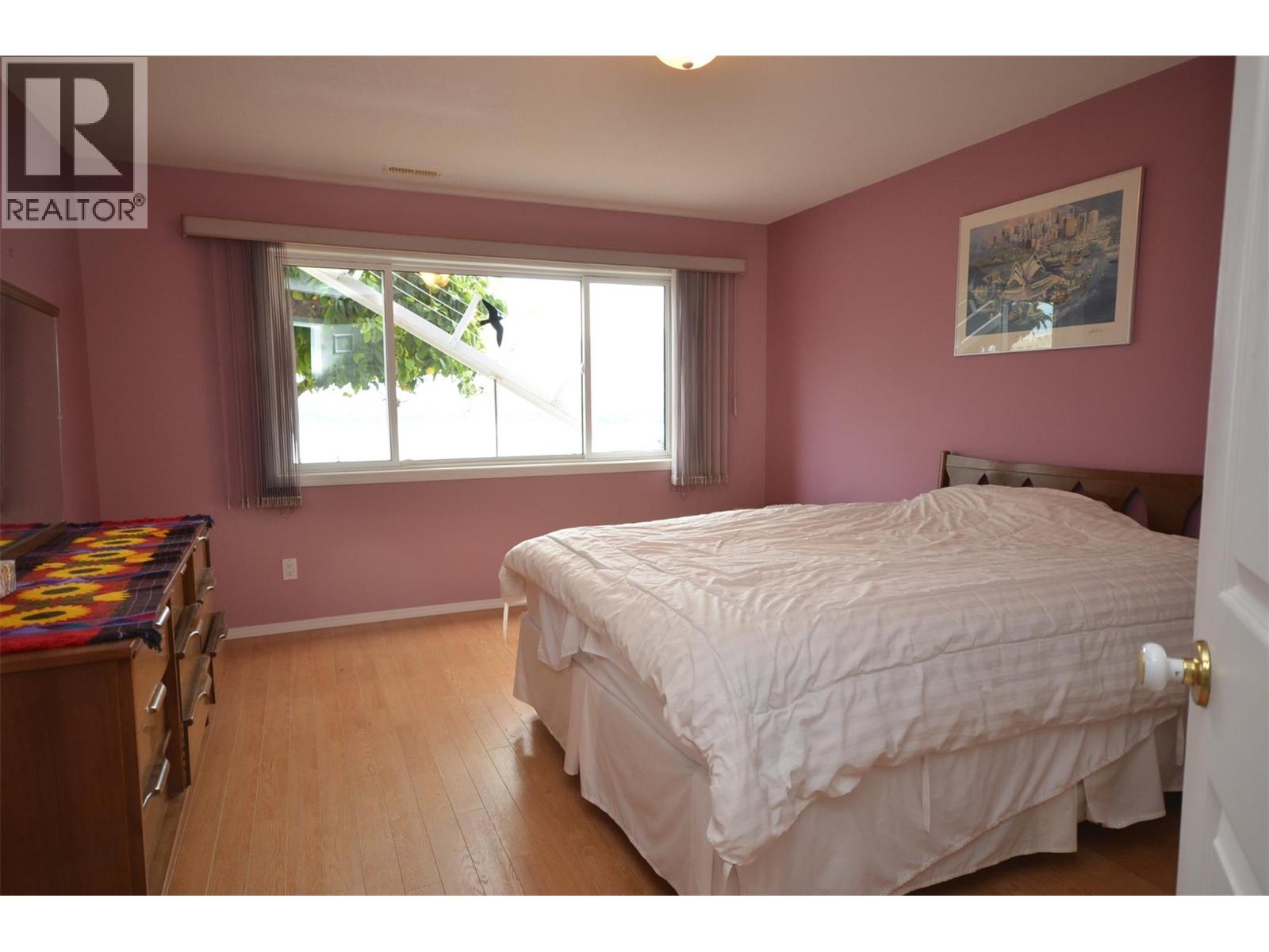 7927 Stoneridge Drive Property Photo 43