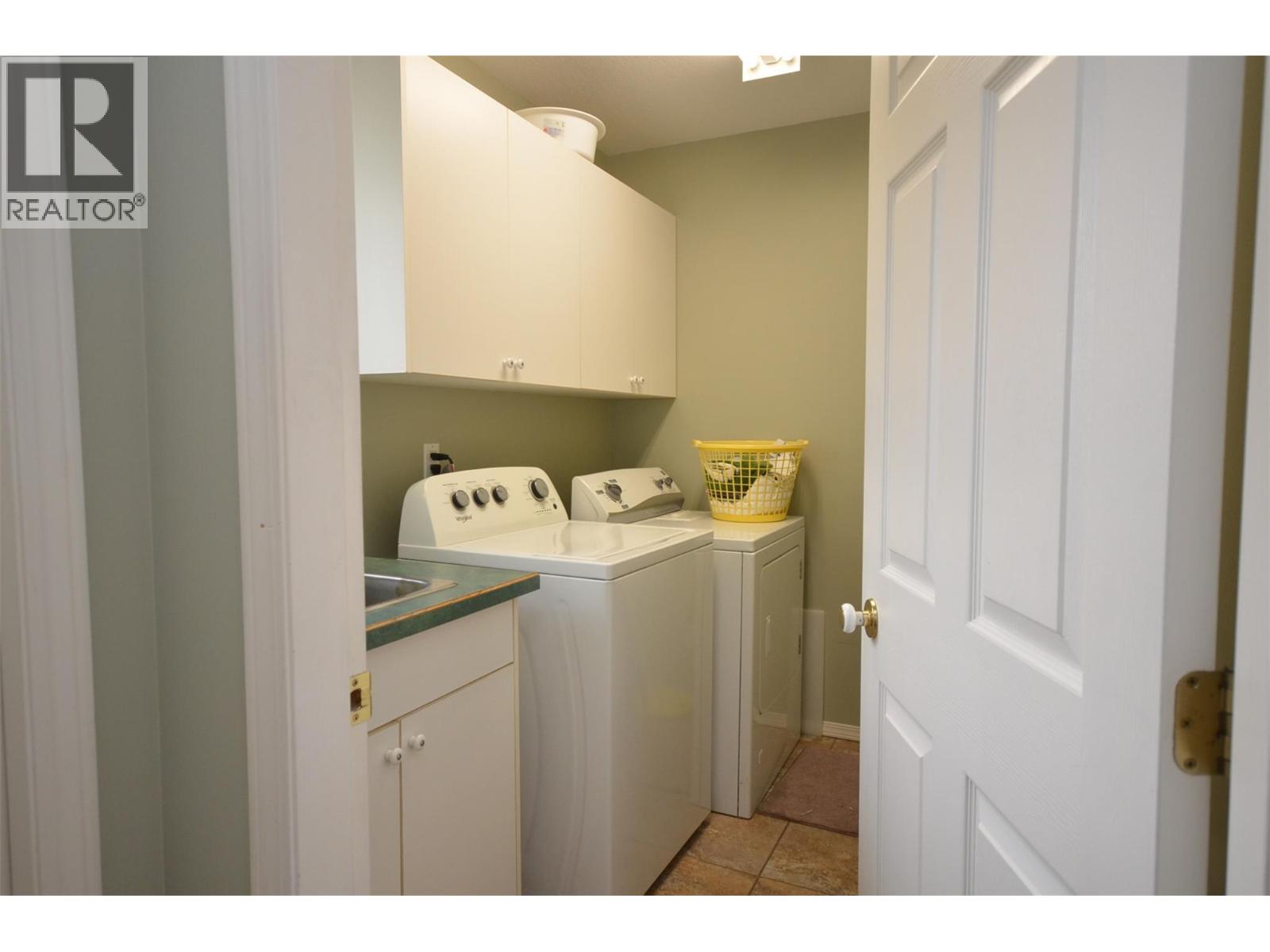 7927 Stoneridge Drive Property Photo 73