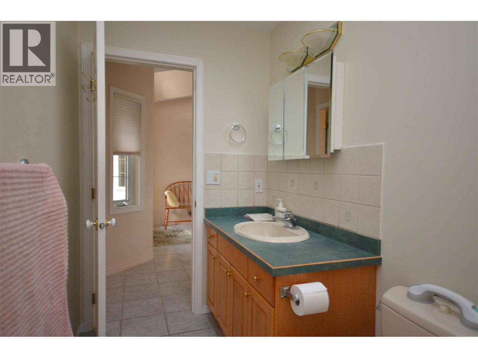 7927 Stoneridge Drive Property Photo 84