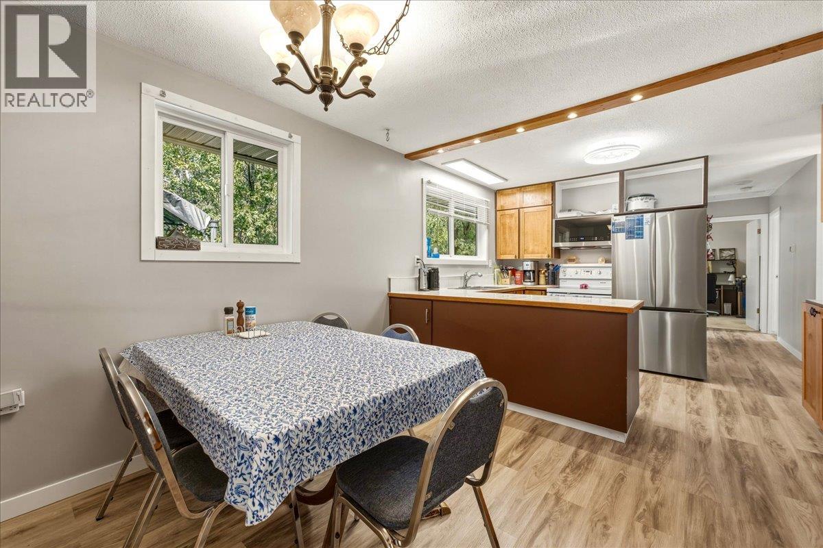 8404 Lakeview Drive Property Photo 15